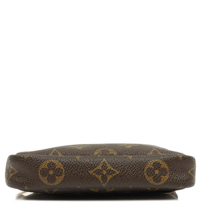 Louis Vuitton Mini Pochette Accessories Monogram Canvas Clutch-Tasche