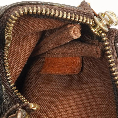 Louis Vuitton Mini Pochette Accessories Monogram Canvas Clutch-Tasche
