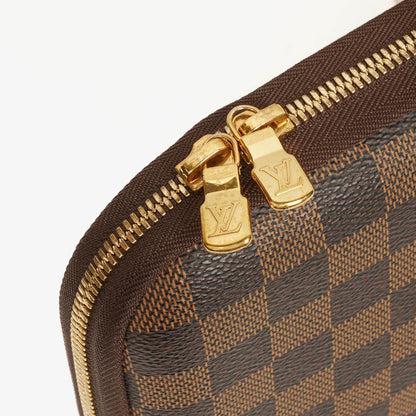 Louis Vuitton 13" Laptop Sleeve aus Monogramm Canvas