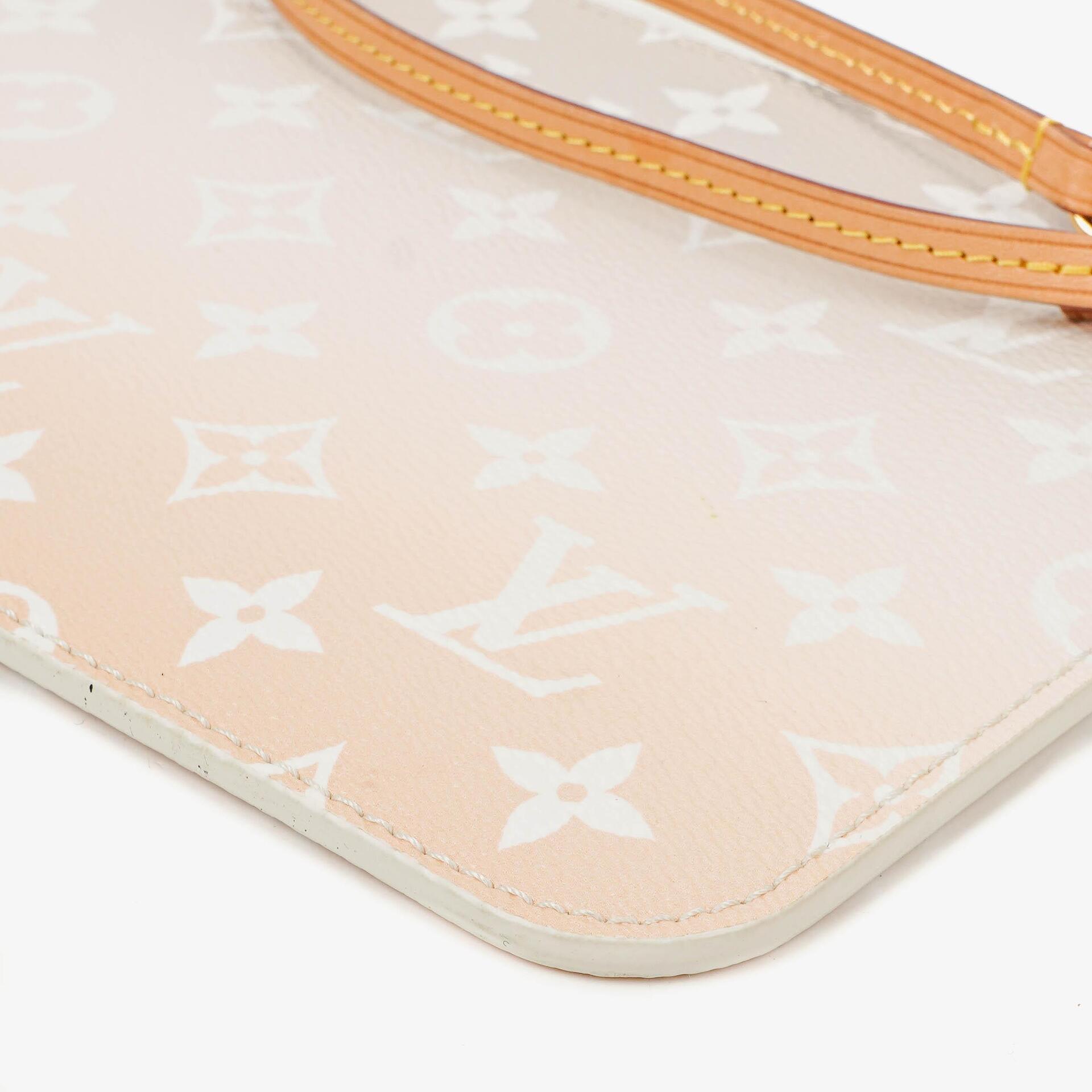 Louis Vuitton Neverfull MM Pochette Monogram By The Pool Brume
