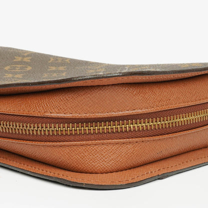 Louis Vuitton Orsay Clutch aus Monogram Canvas