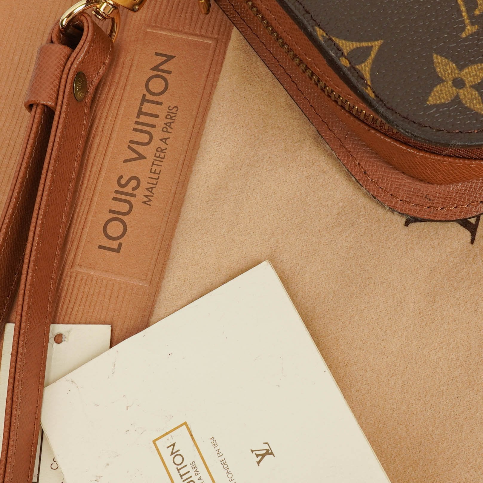 Louis Vuitton Orsay Clutch aus Monogram Canvas
