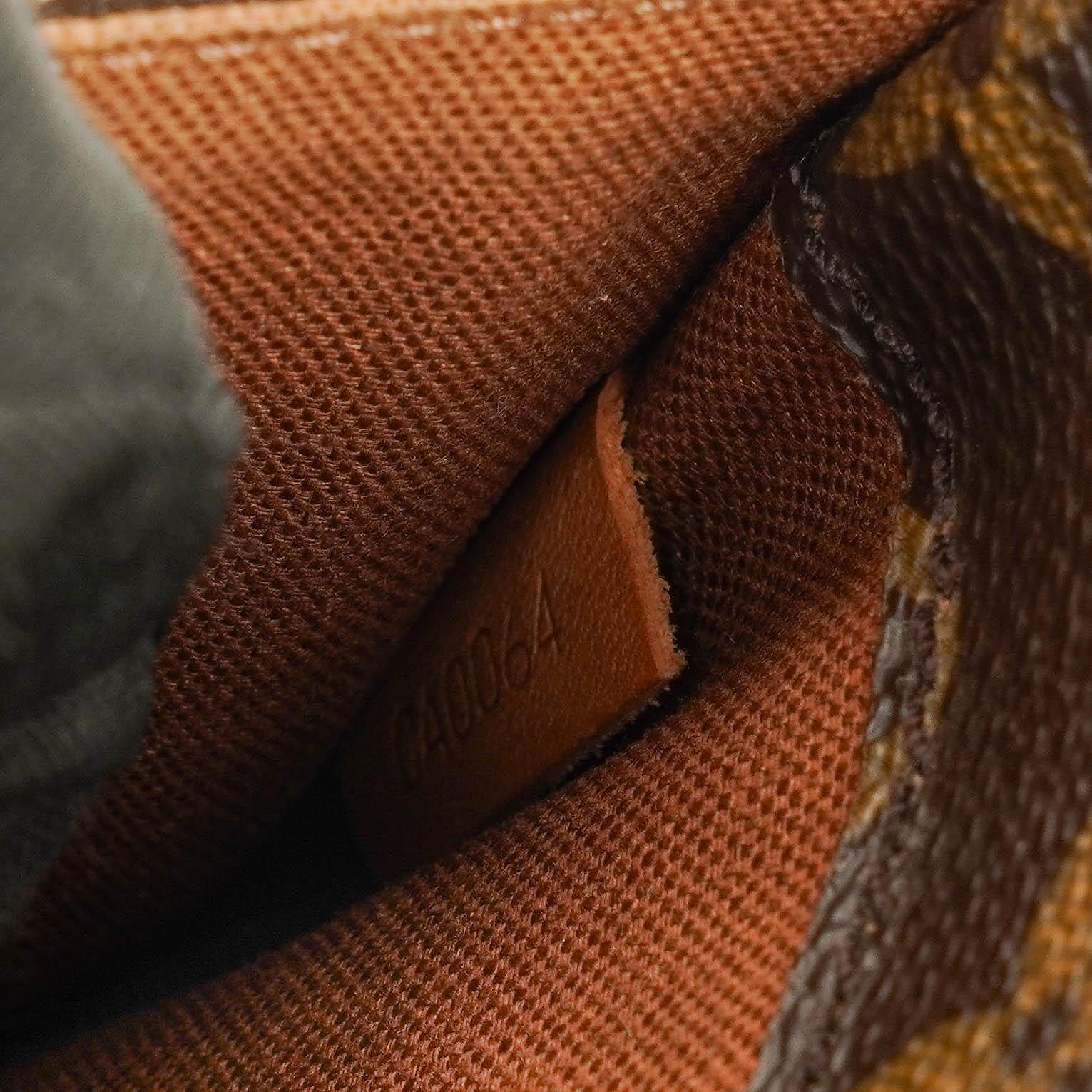 Louis Vuitton Monogram Canvas Pochette Gange Bauchtasche