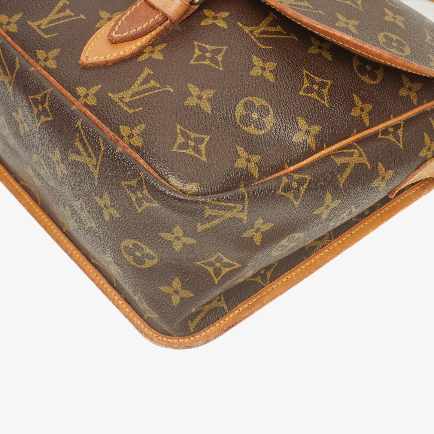 Louis Vuitton Sac Gibeciere GM aus Monogram Canvas