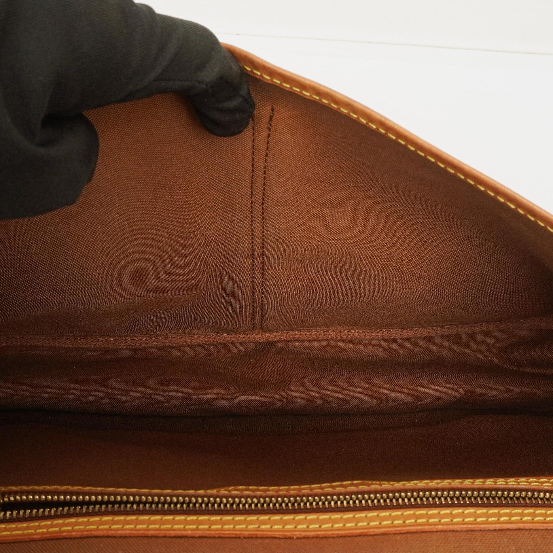 Louis Vuitton Sac Gibeciere GM aus Monogram Canvas