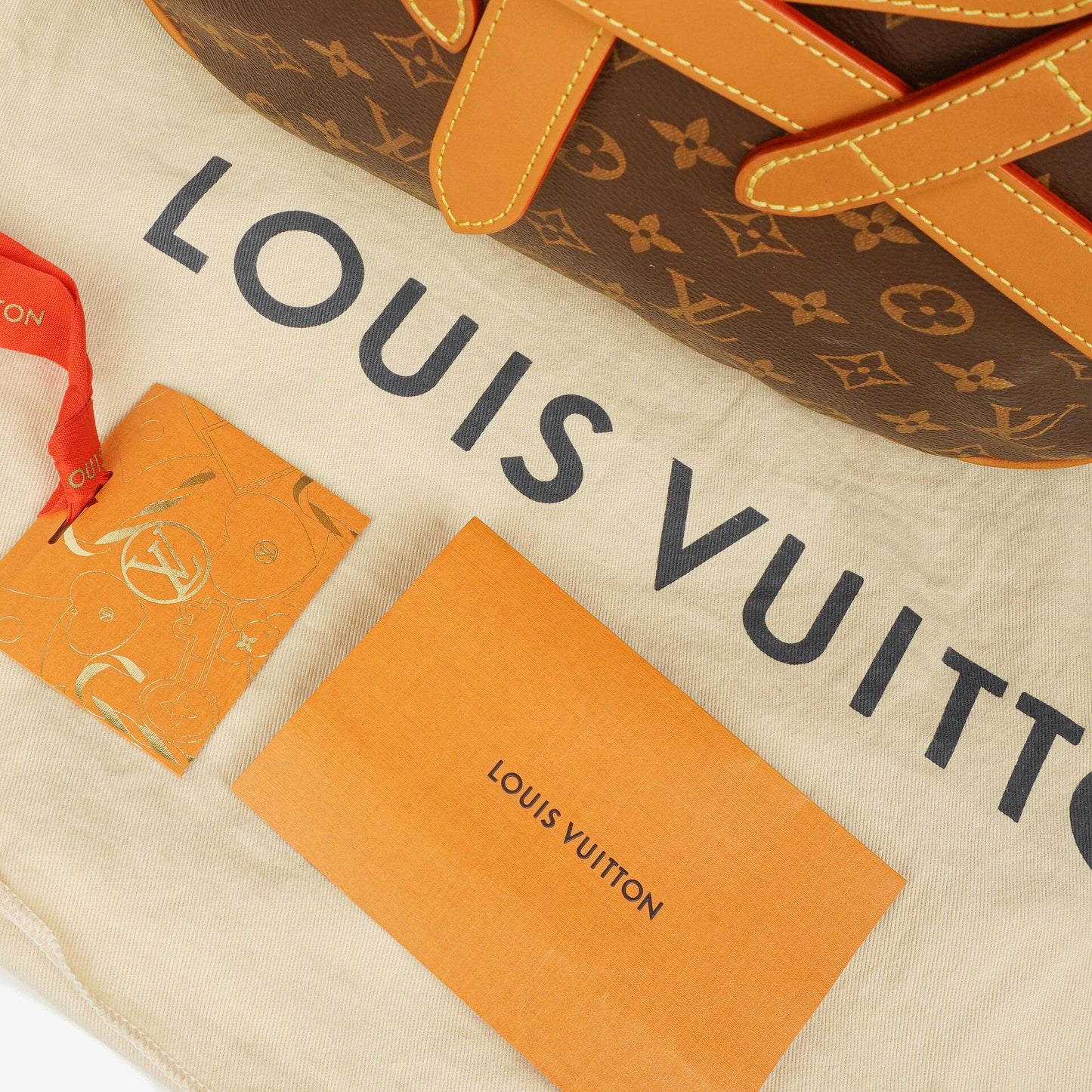 Louis Vuitton Soft Hat Trunk Tasche aus Monogram Canvas