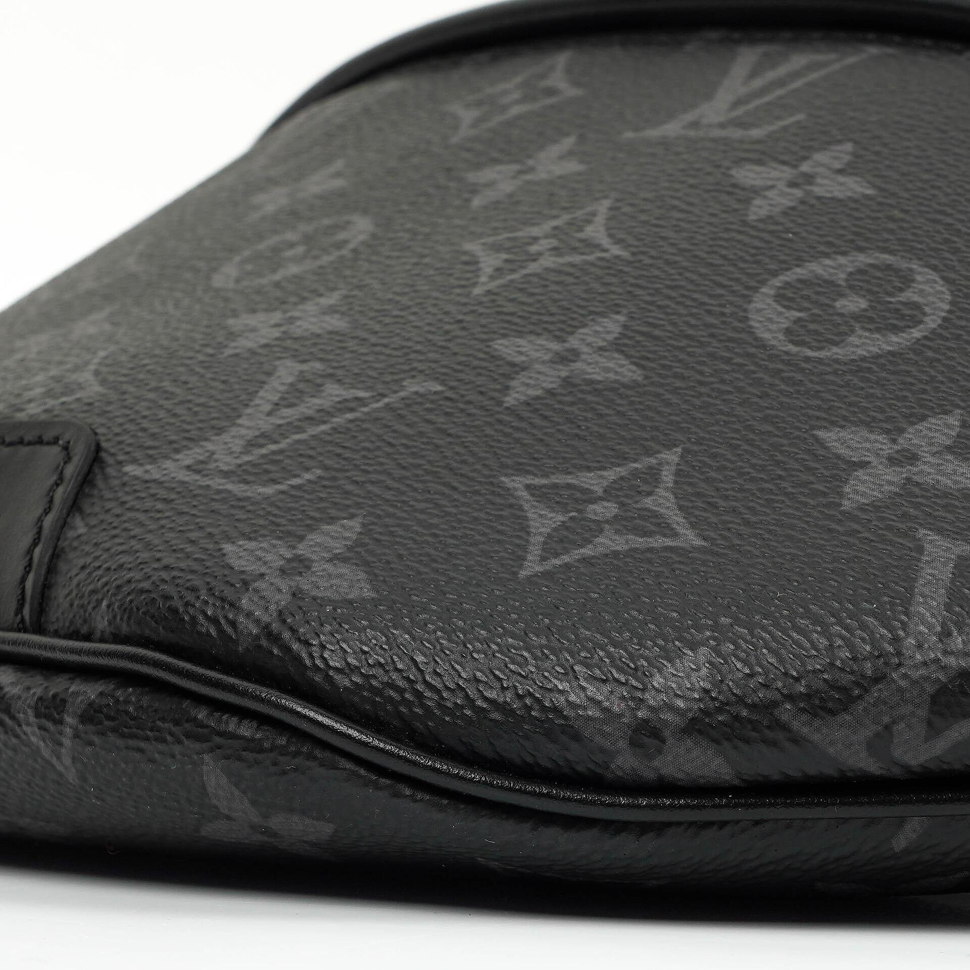 Louis Vuitton Monogram Eclipse Discovery Bumbag PM Gürteltasche Crossbody Tasche