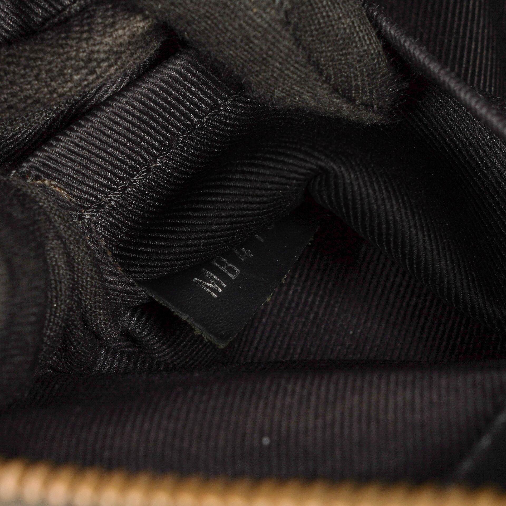 Louis Vuitton Explorer Bauchtasche aus Monogram Eclipse