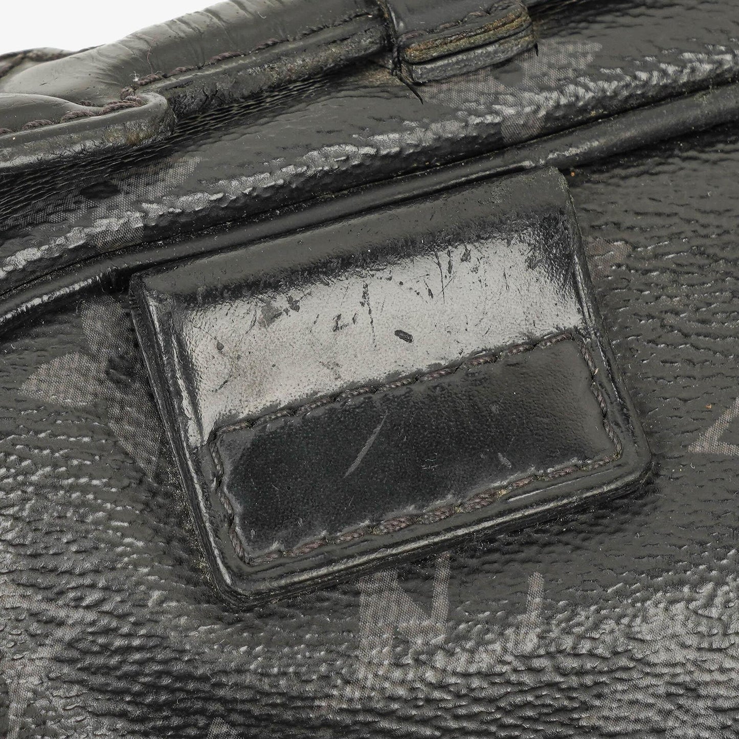Louis Vuitton Explorer Bauchtasche aus Monogram Eclipse