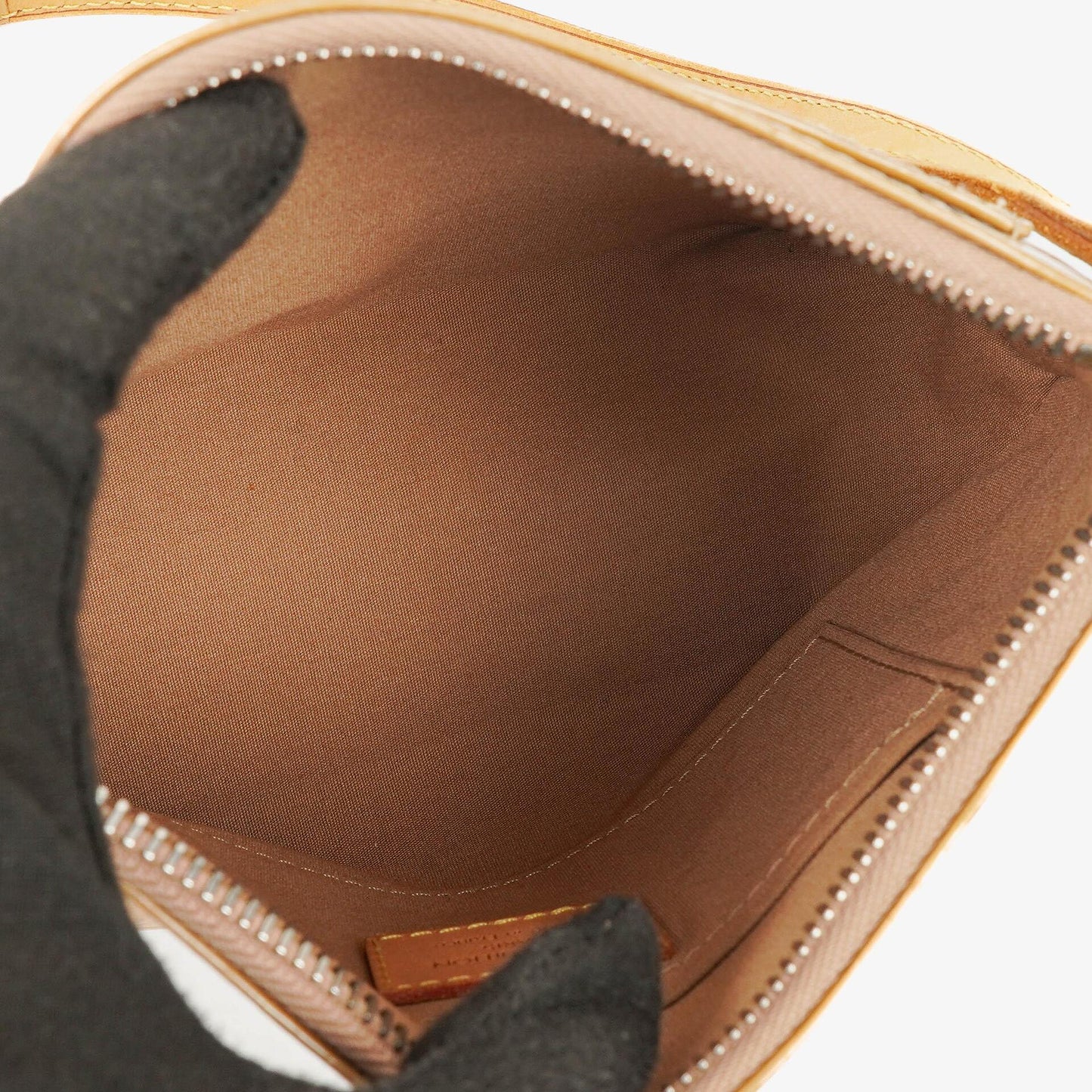 Louis Vuitton Minna Street Crossbody Tasche aus Monogram Vernis in Noisette, 2005