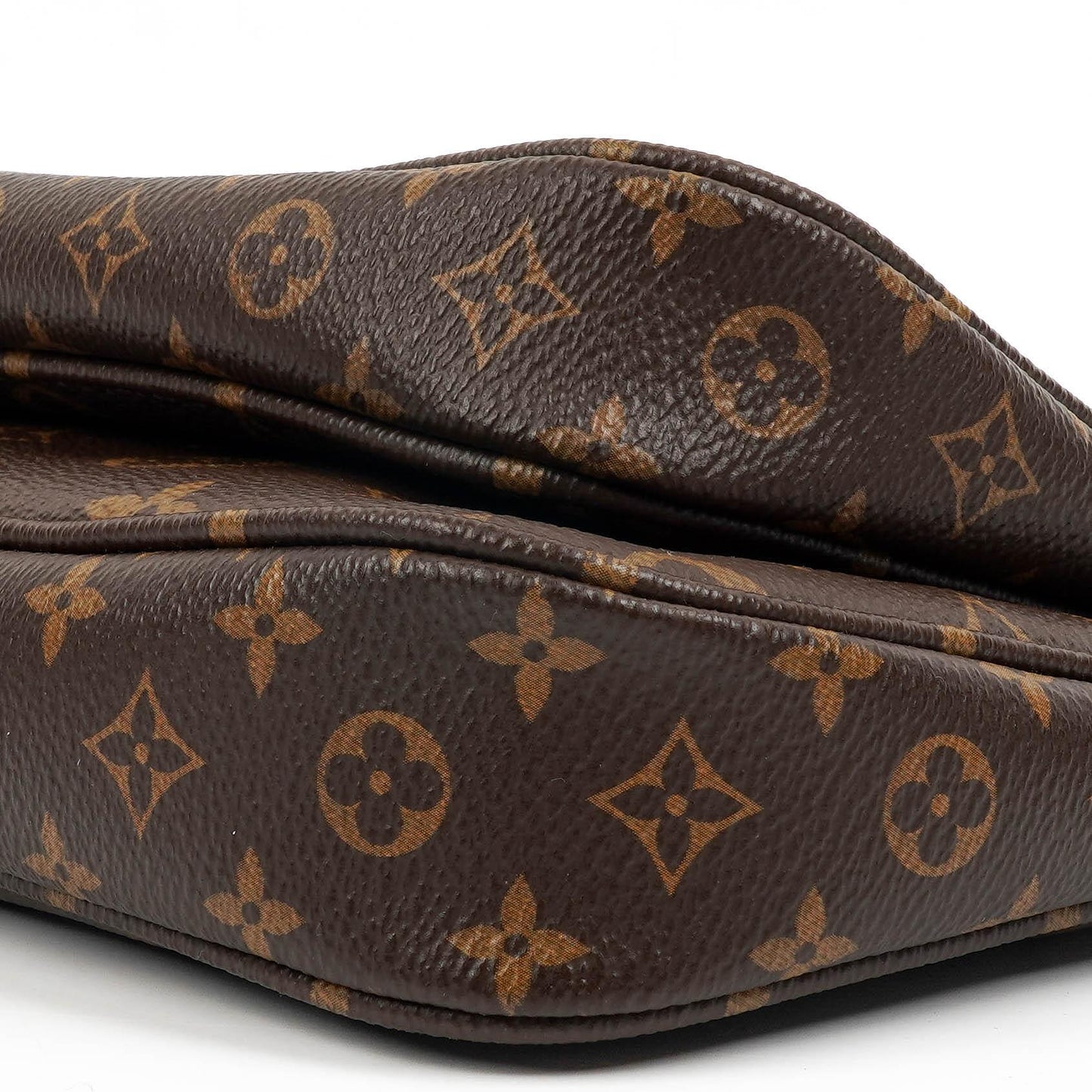 Louis Vuitton Multi Pochette Accessoires aus Monogram Canvas und Rose Clair Jacquard