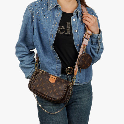 Louis Vuitton Multi Pochette Accessoires aus Monogram Canvas und Rose Clair Jacquard