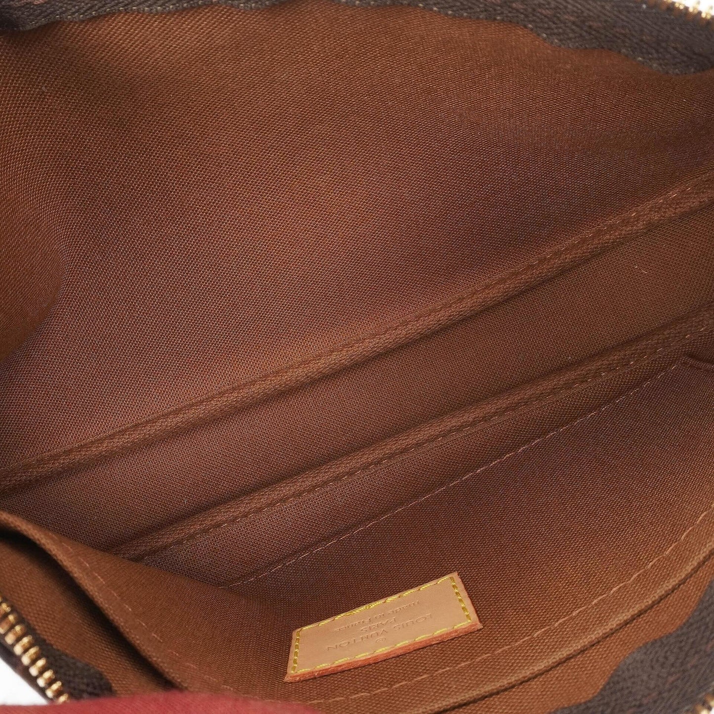 Louis Vuitton Multi Pochette Accessoires Schultertasche aus Monogram Canvas