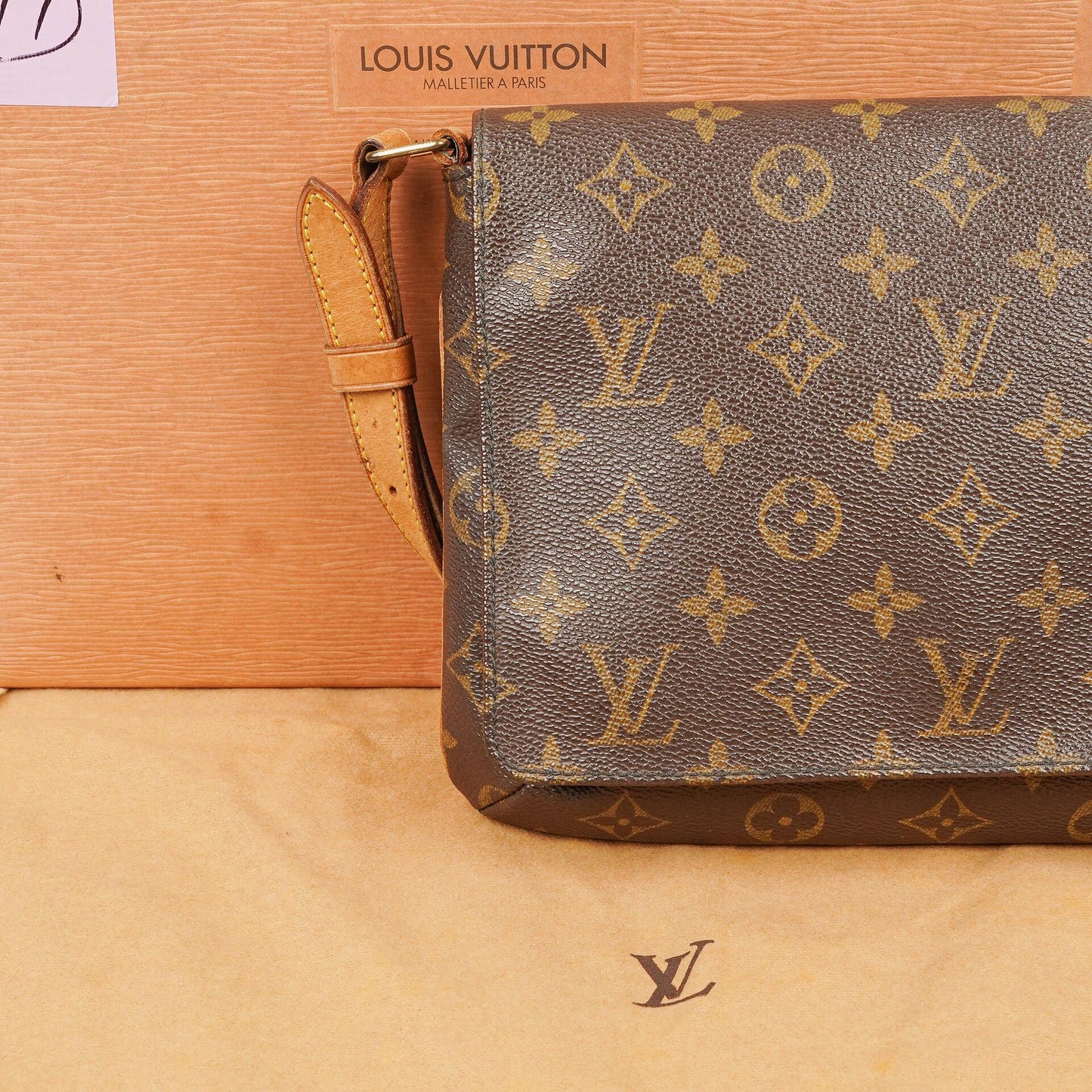 Louis Vuitton Musette Tango Monogram Canvas Schultertasche