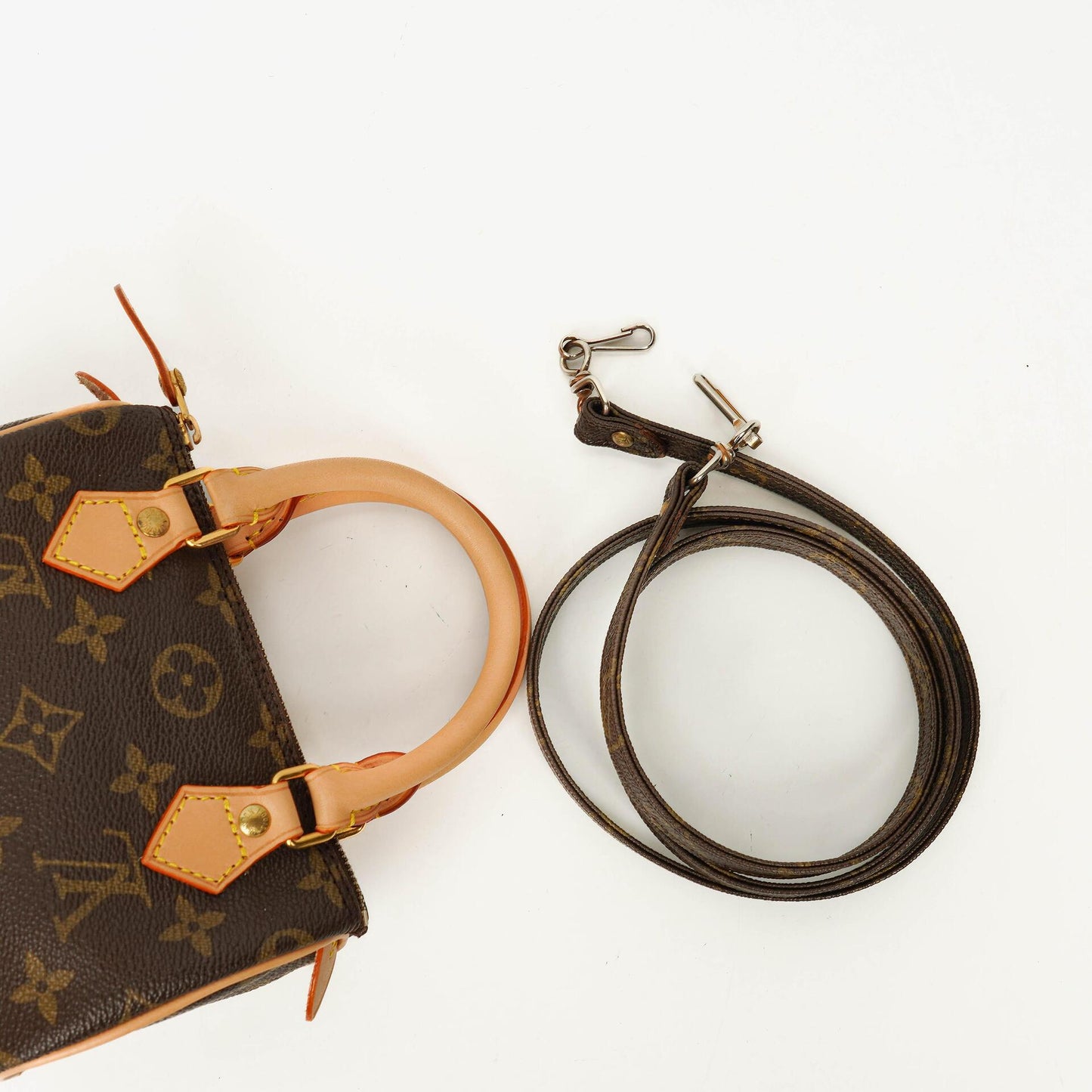 Louis Vuitton Nano Speedy Mini-Tasche aus Monogram Canvas