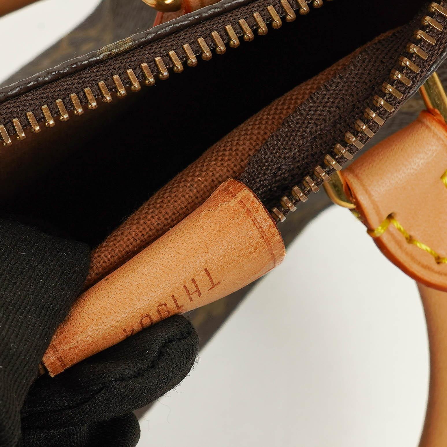 Louis Vuitton Nano Speedy Mini-Tasche aus Monogram Canvas