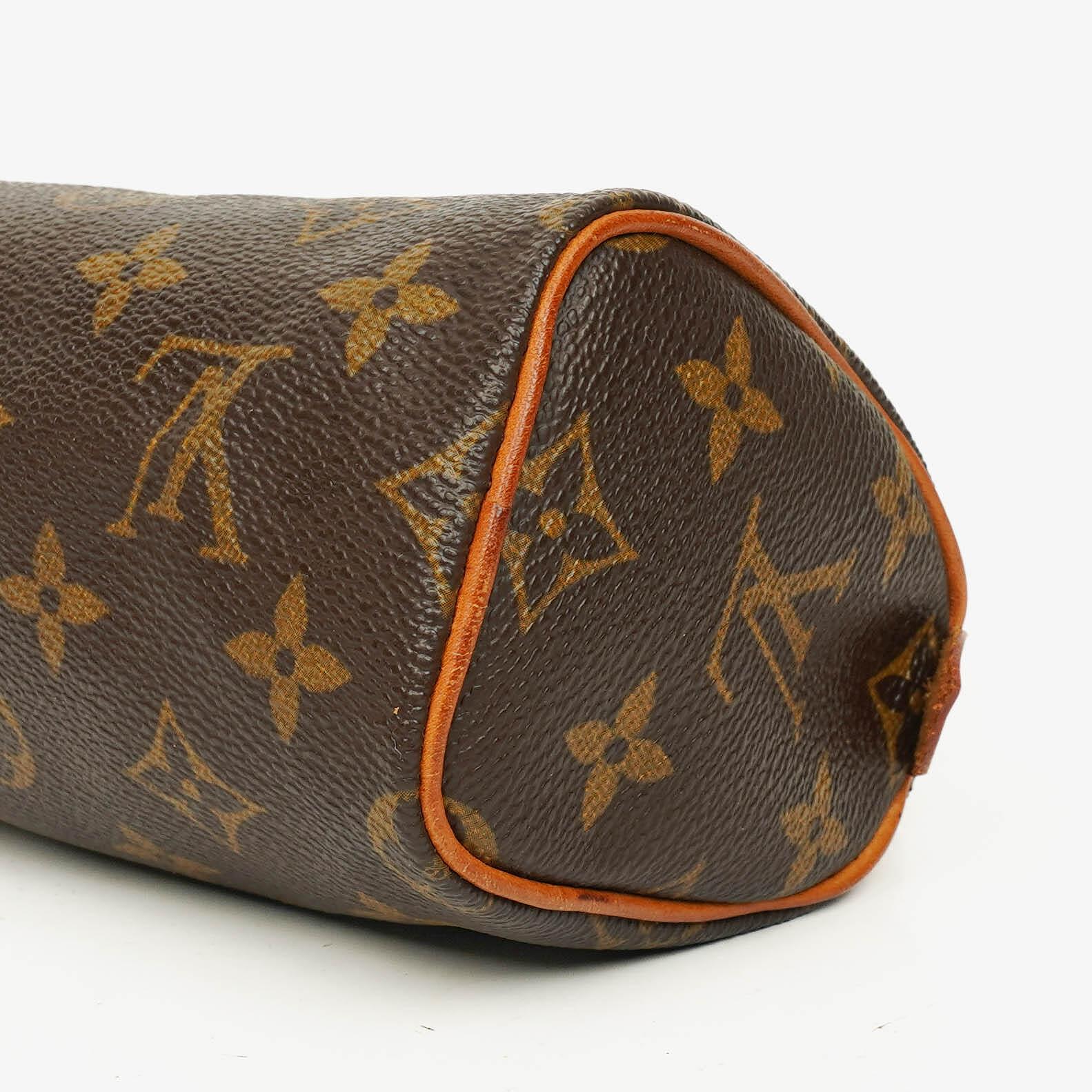 Louis Vuitton Nano Speedy Mini-Tasche aus Monogram Canvas
