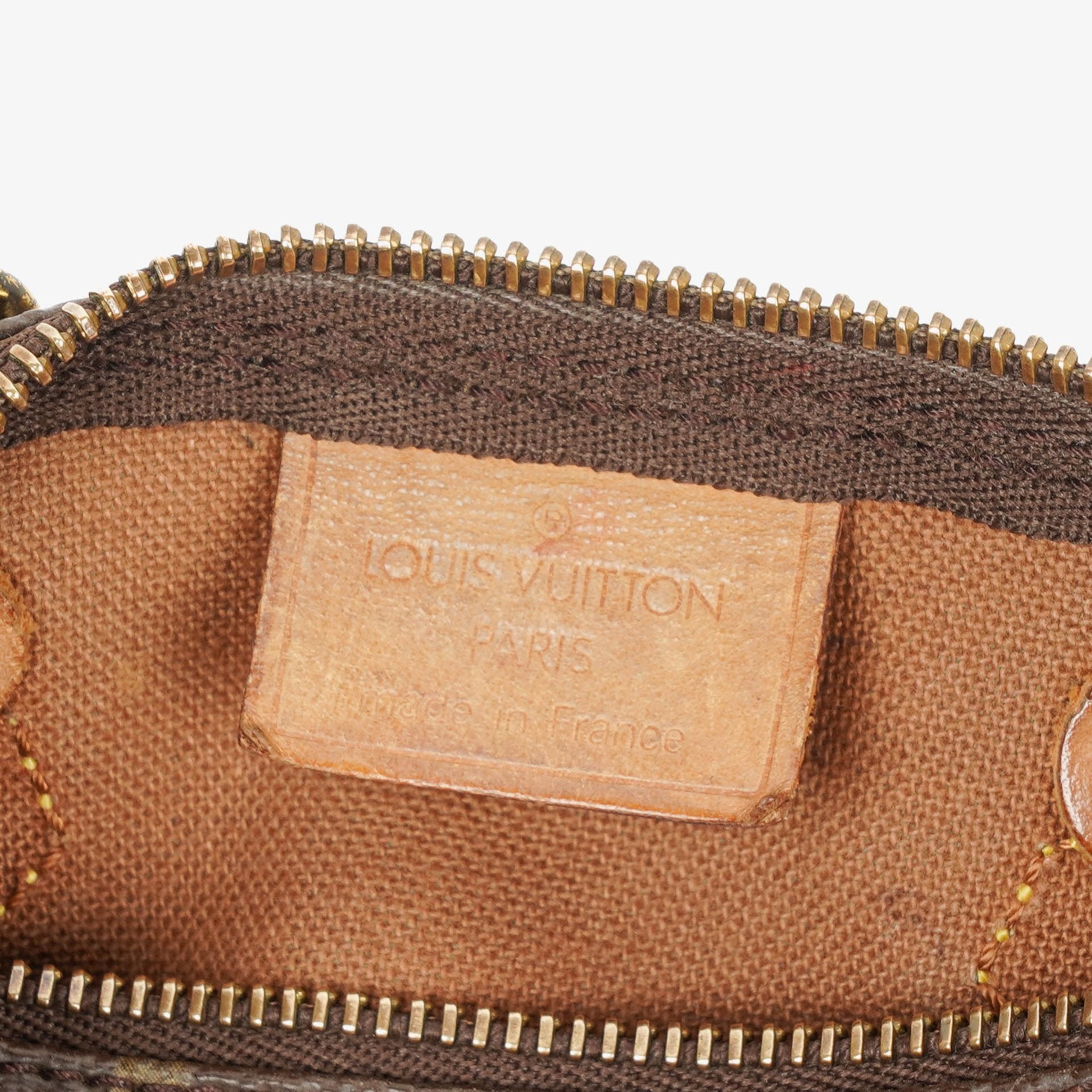 Louis Vuitton Nano Speedy Mini-Tasche aus Monogram Canvas
