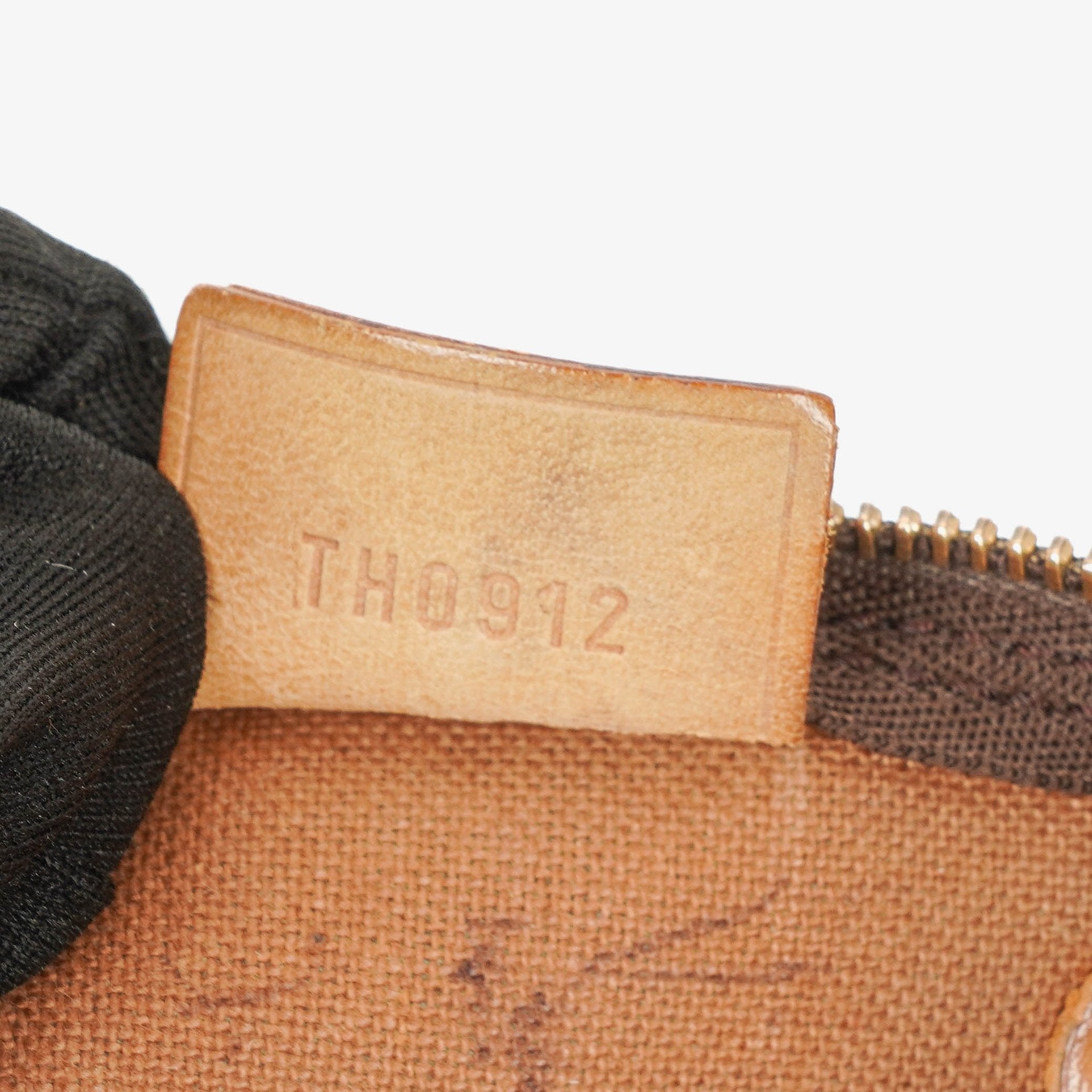 Louis Vuitton Nano Speedy Mini-Tasche aus Monogram Canvas