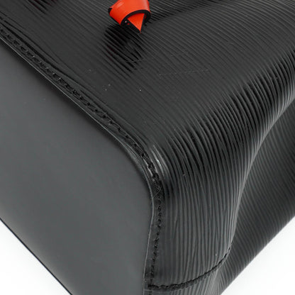 Louis Vuitton NéoNoé BB Tasche aus Epi-Leder in Noir Safran