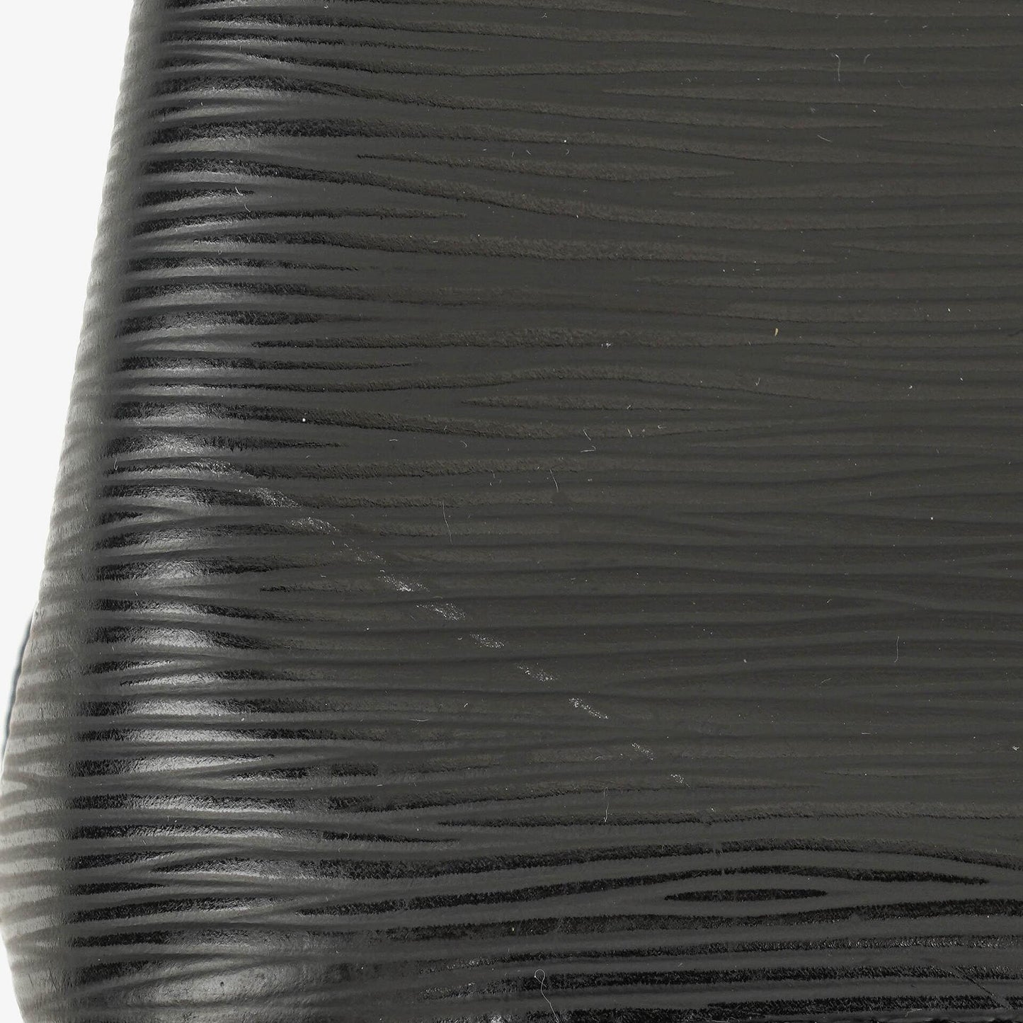 Louis Vuitton NéoNoé BB Tasche aus Epi-Leder in Noir Safran