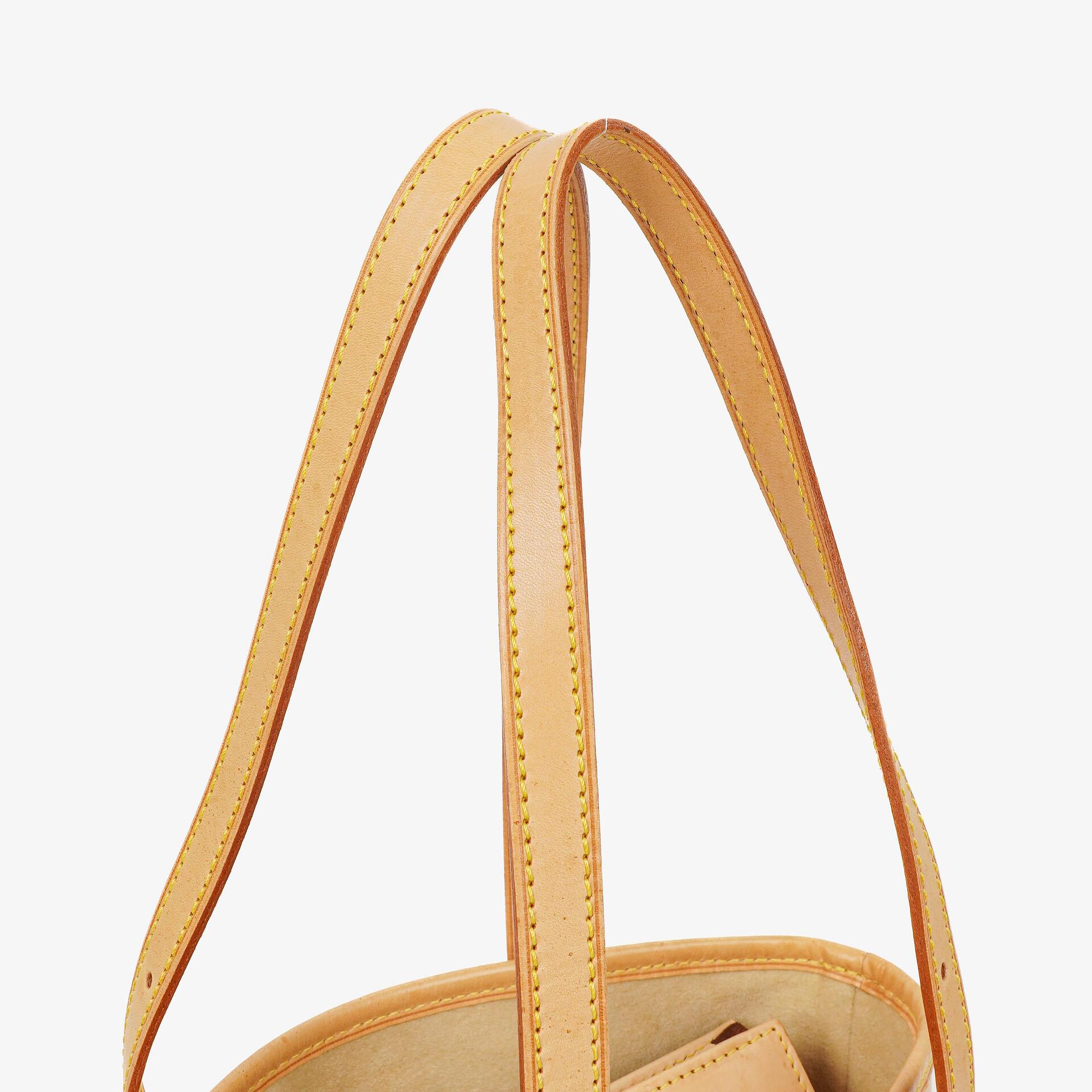 Louis Vuitton Petit Bucket in neutralem Vachetta