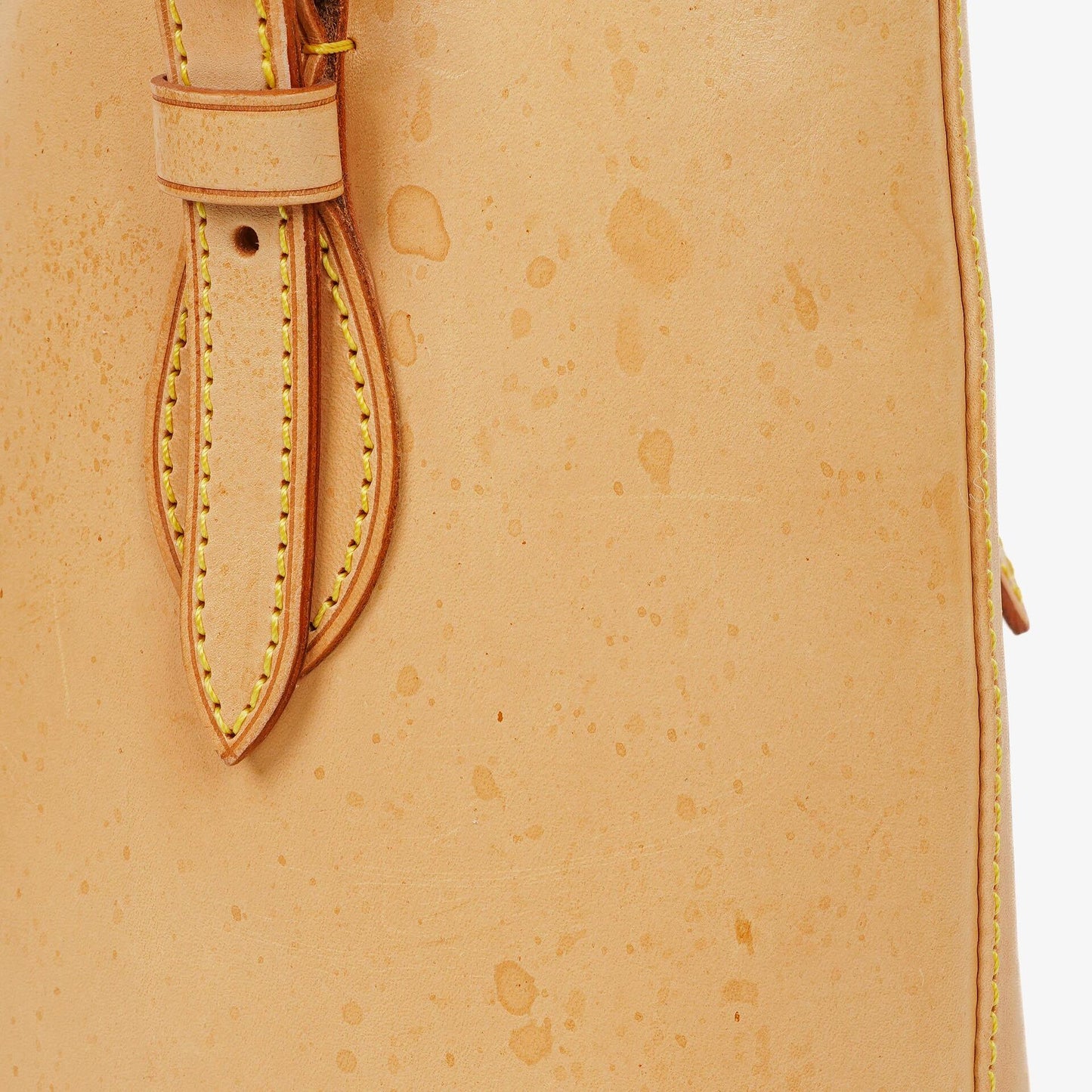 Louis Vuitton Petit Bucket in neutralem Vachetta