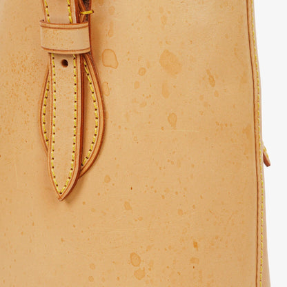 Louis Vuitton Petit Bucket in neutralem Vachetta