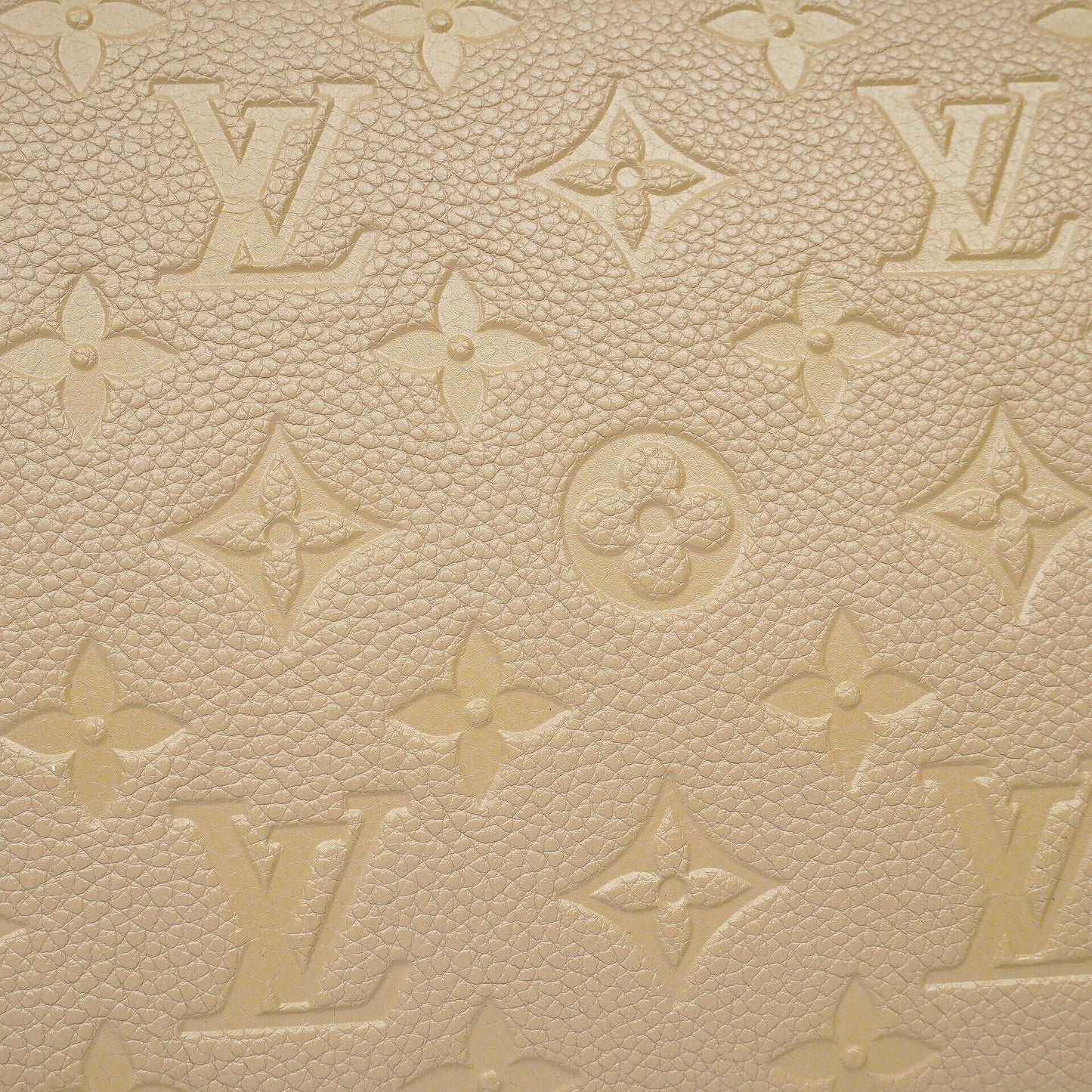Louis Vuitton Neverfull MM Tragetasche aus beigem Empreinte Leder