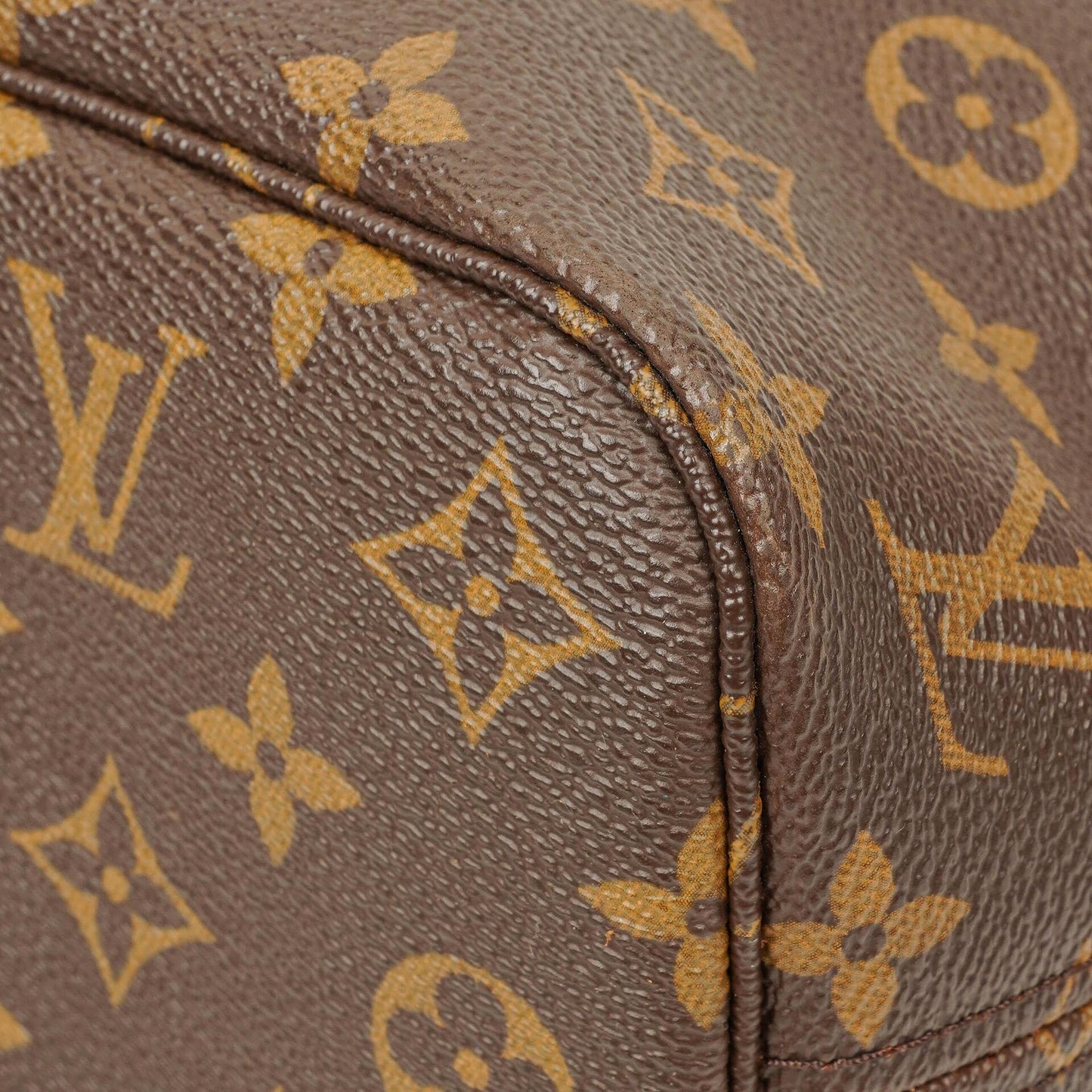Louis Vuitton Neverfull PM Tote Bag aus Monogram Canvas