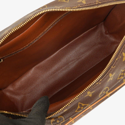 Louis Vuitton Nile GM Umhängetasche aus Monogram Canvas