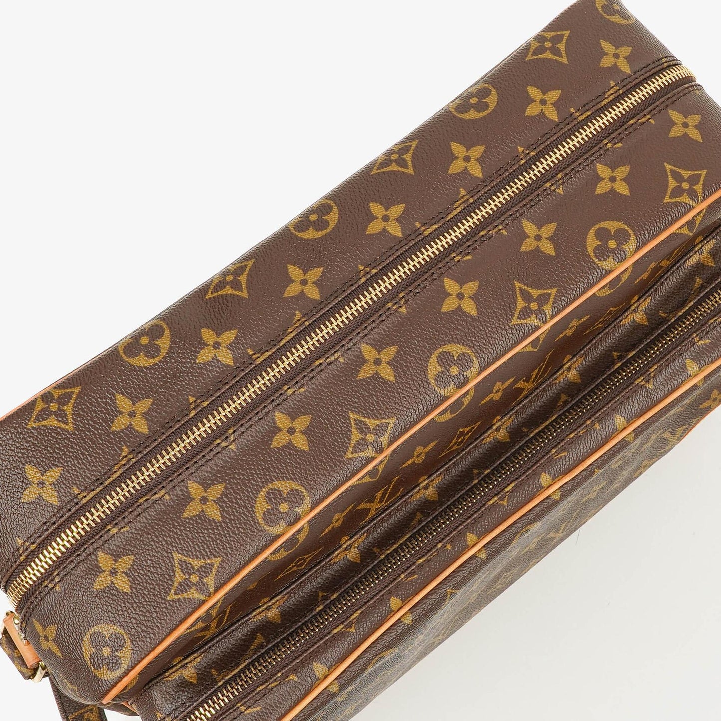 Louis Vuitton Nile GM Umhängetasche aus Monogram Canvas