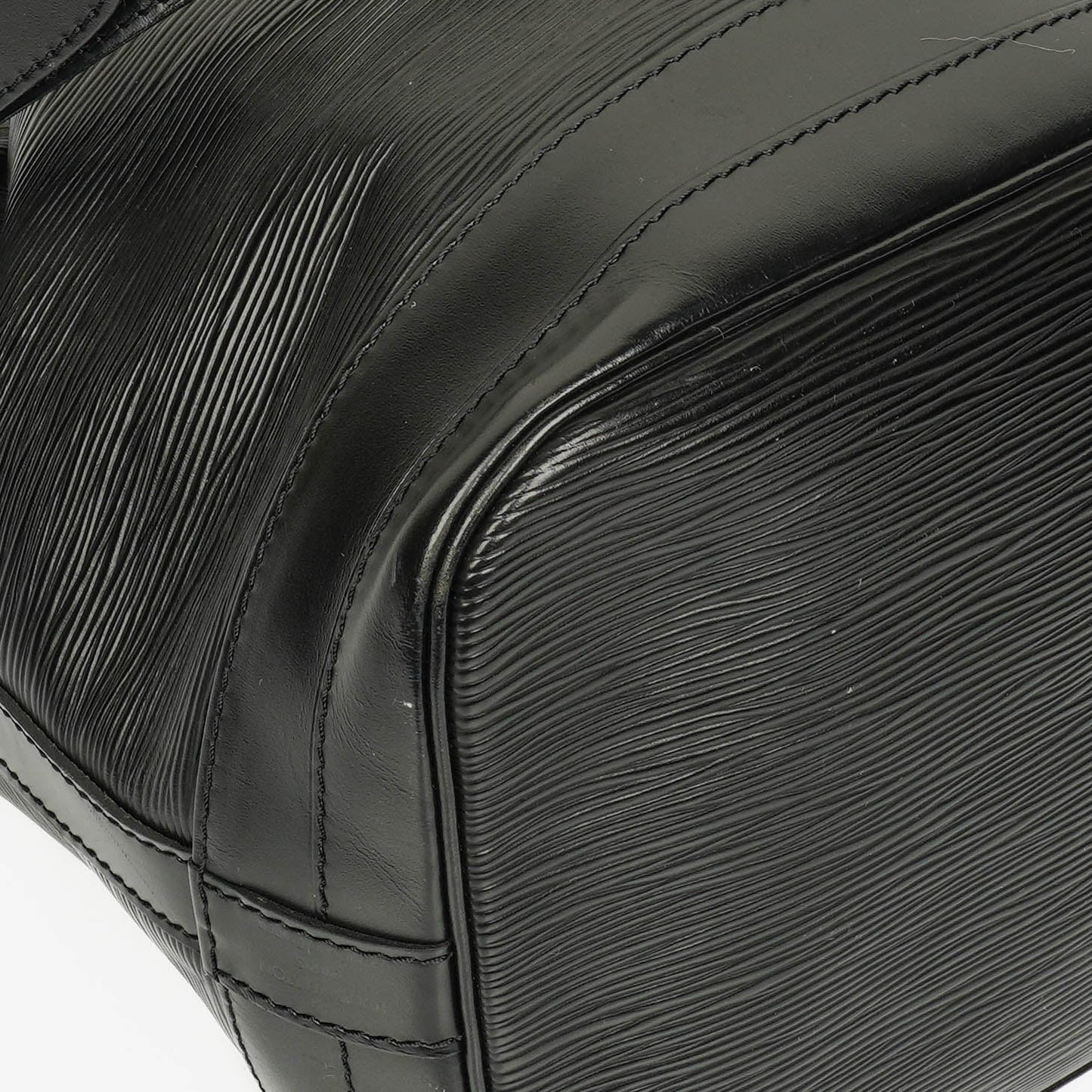 Louis Vuitton Noé GM Schultertasche aus schwarzem Epi Leder
