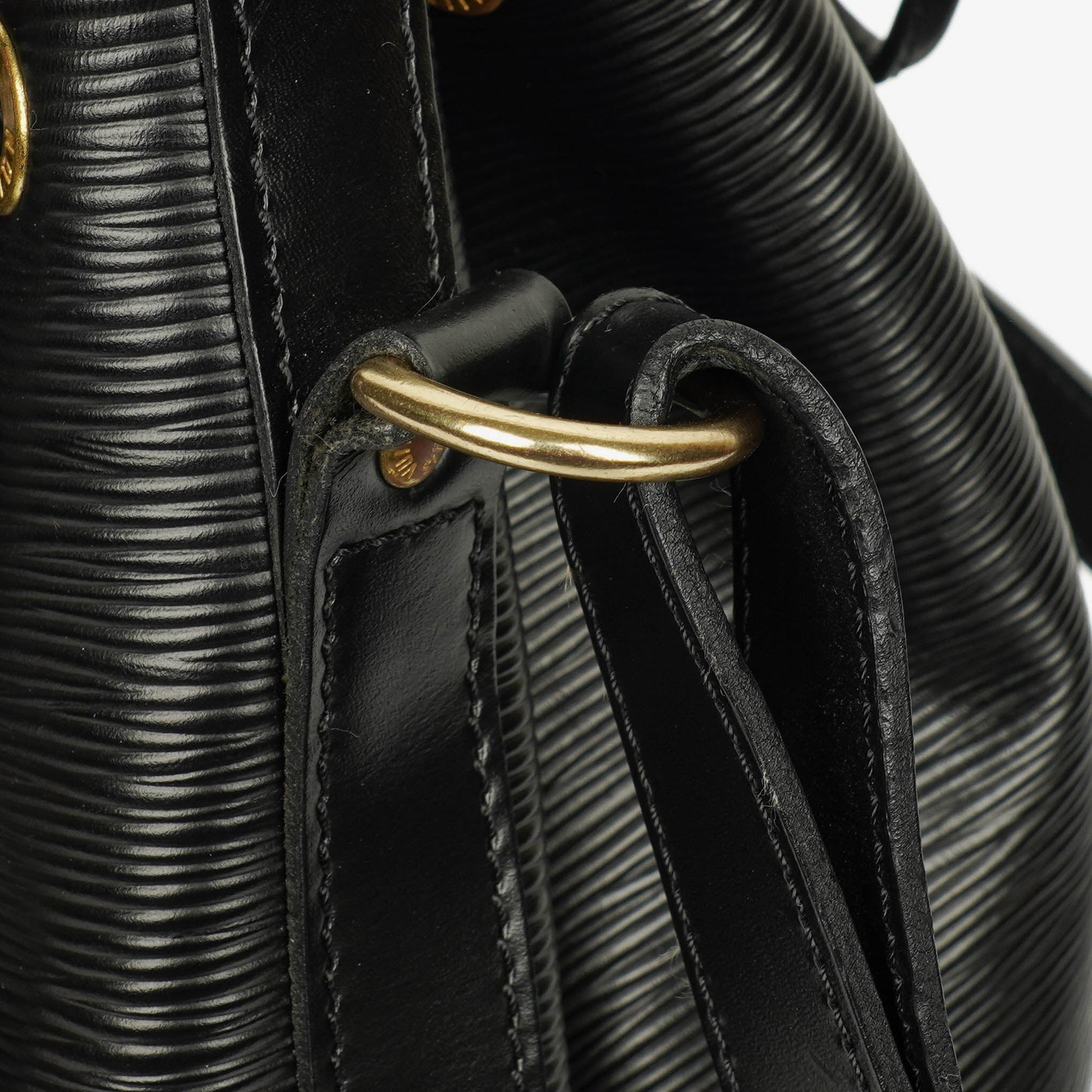 Louis Vuitton Noé GM Schultertasche aus schwarzem Epi Leder