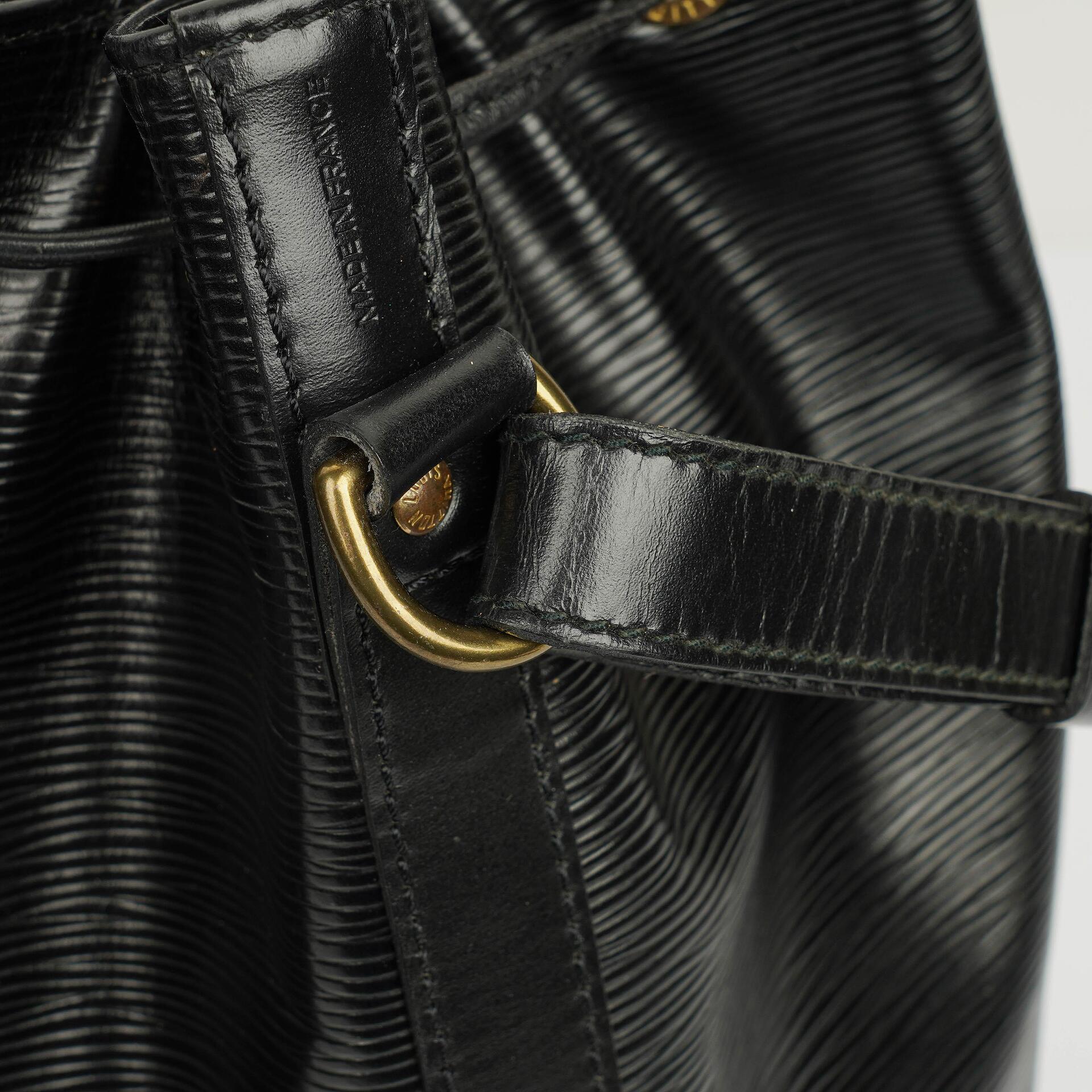 Louis Vuitton Noe GM Schwarze EPI Leder Schultertasche