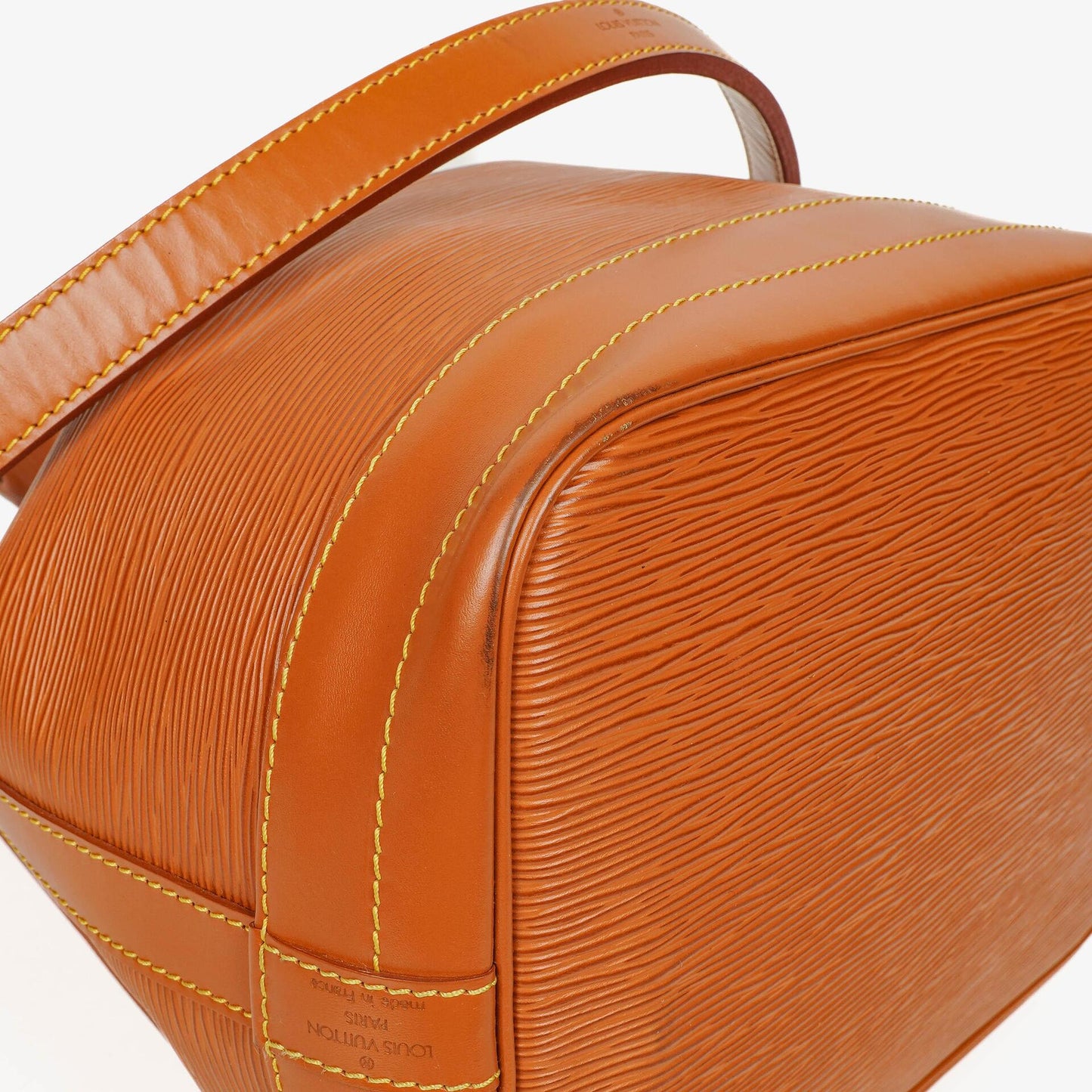 Louis Vuitton Noe Grande Schultertasche aus braunem Epi Leder