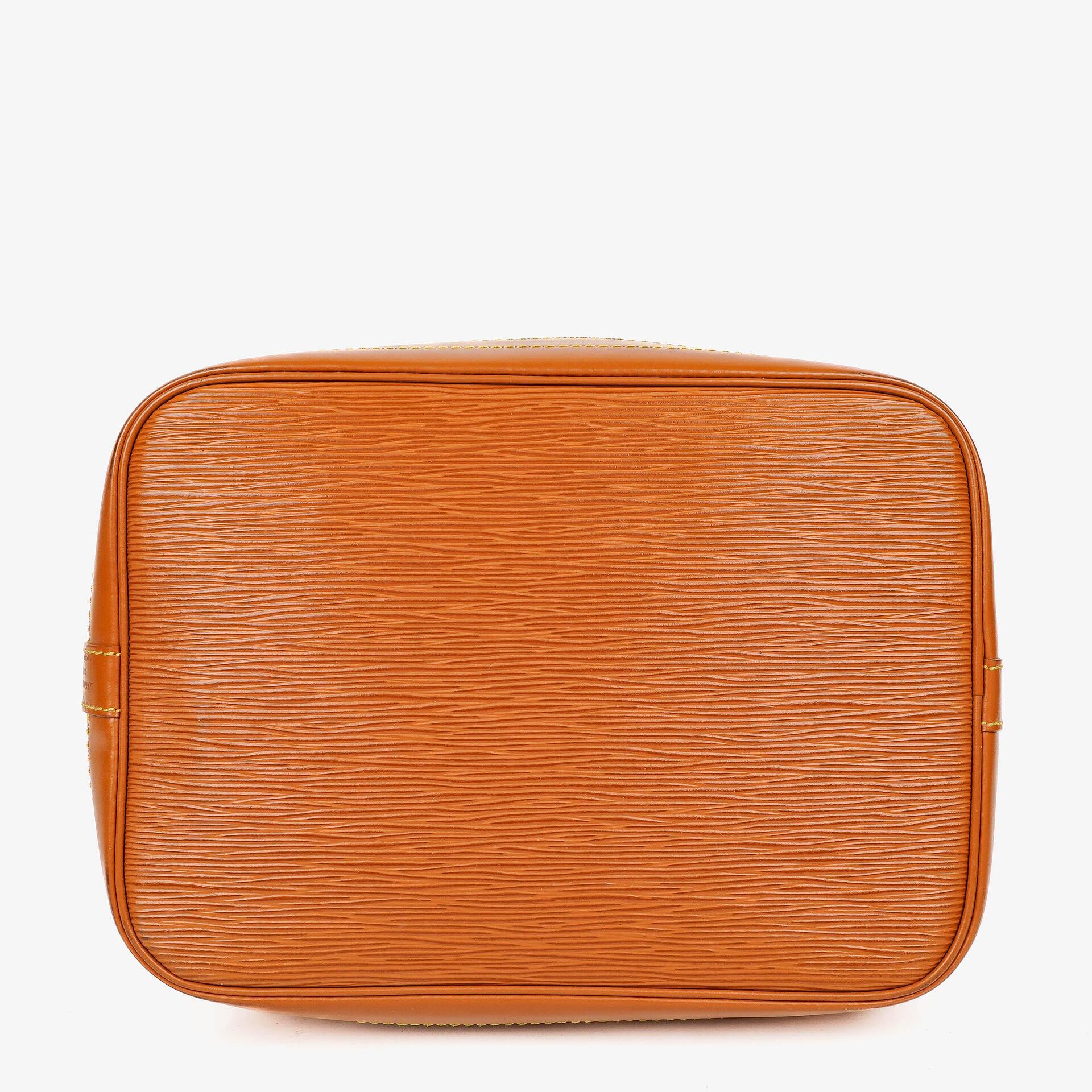 Louis Vuitton Noe Grande Schultertasche aus braunem Epi Leder