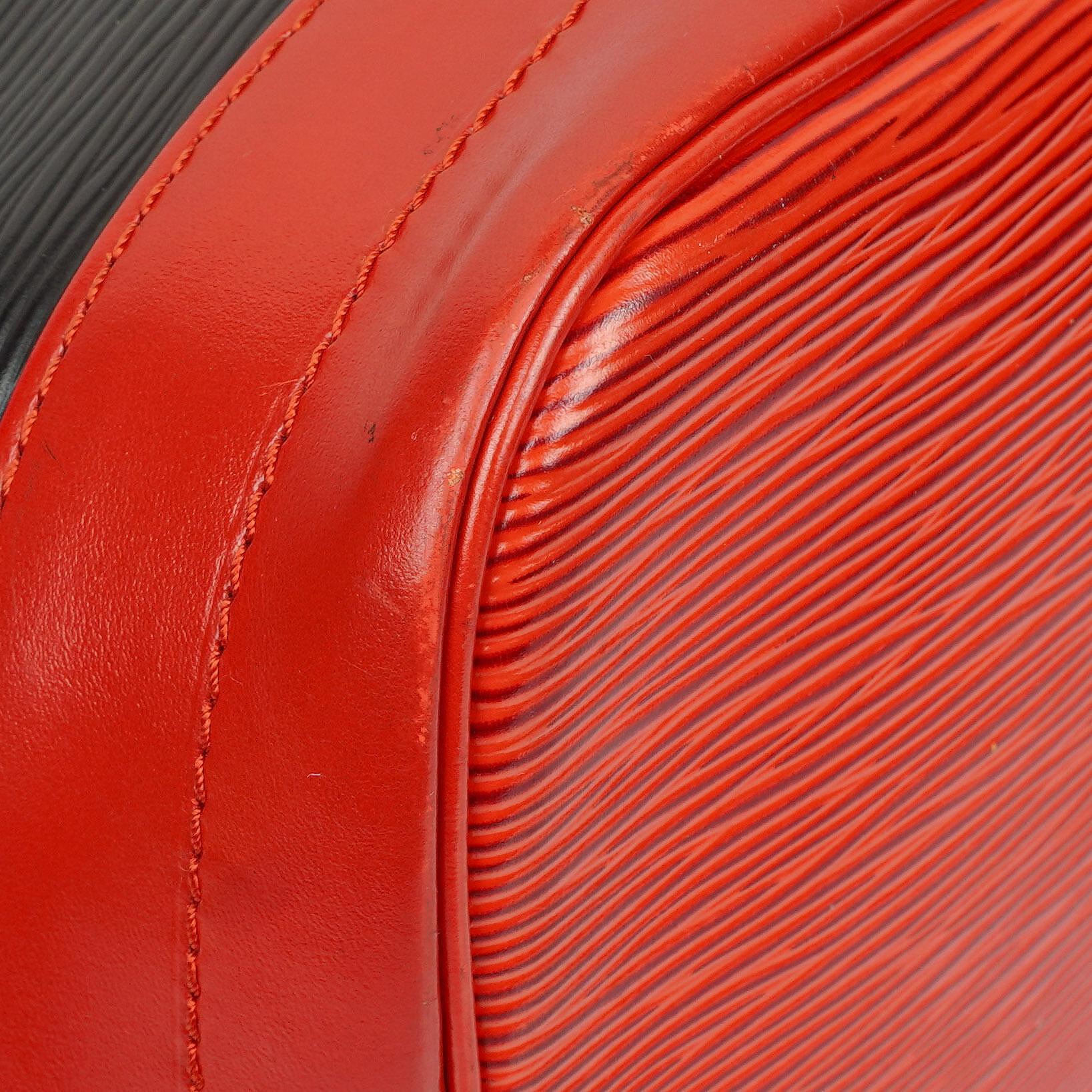 Louis Vuitton Noe Grande GM Schwarz und Rot Epi Leder Schultertasche