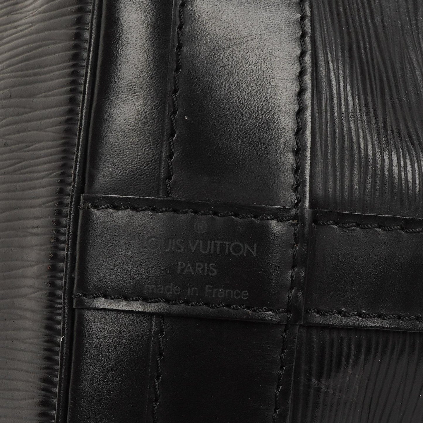 Louis Vuitton Noe Grande GM Schwarze EPI Leder Schultertasche Gut