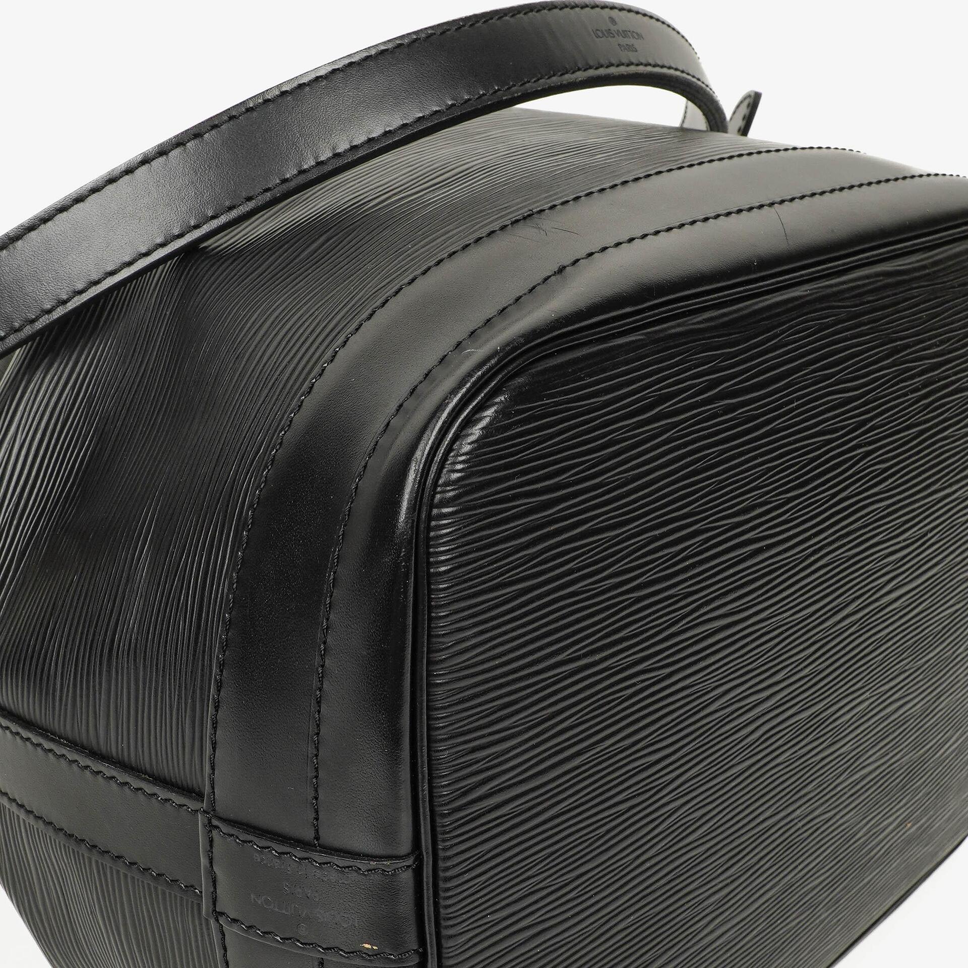 Louis Vuitton Noe Grande GM Schultertasche aus schwarzem Epi Leder