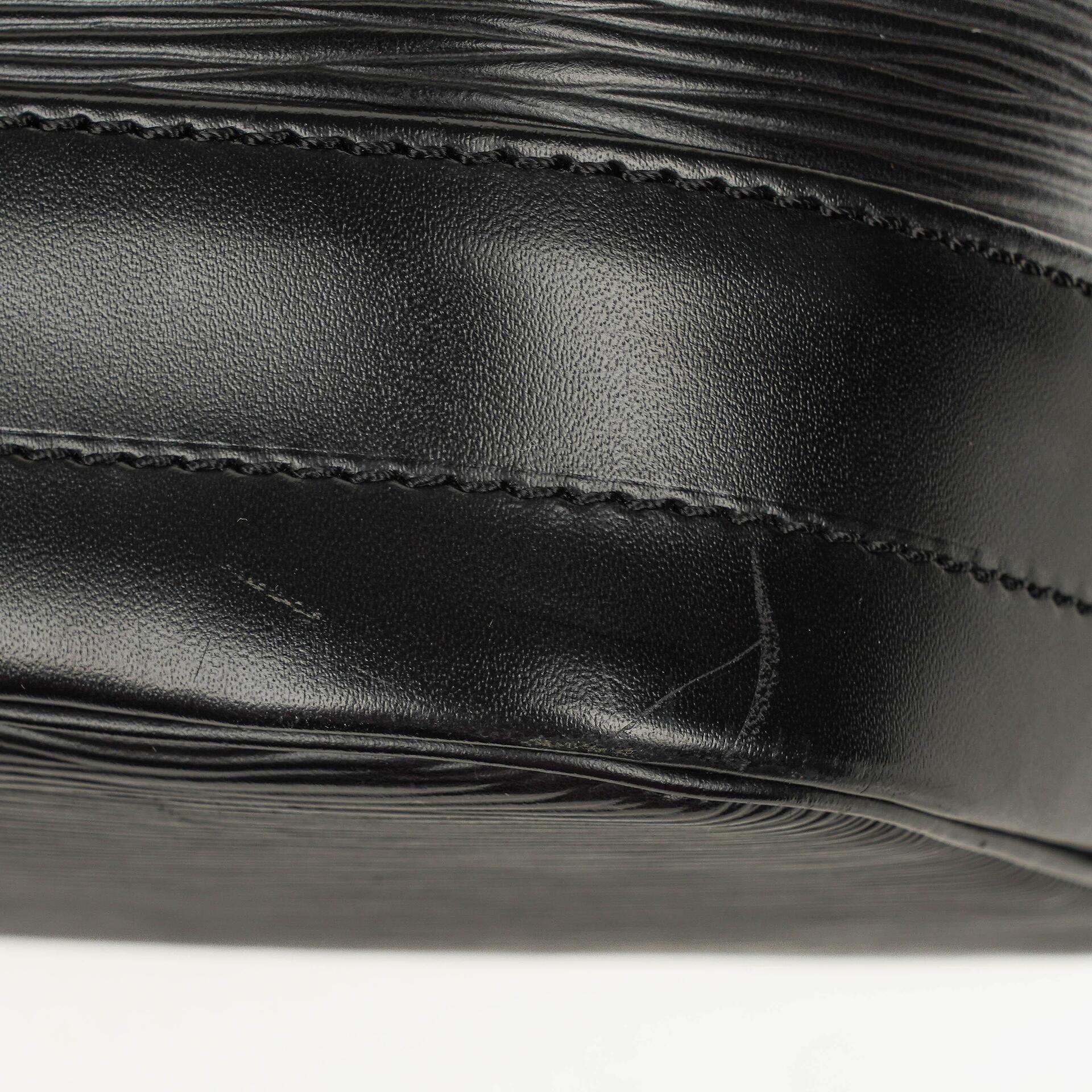 Louis Vuitton Noe Grande GM Schultertasche aus schwarzem Epi Leder