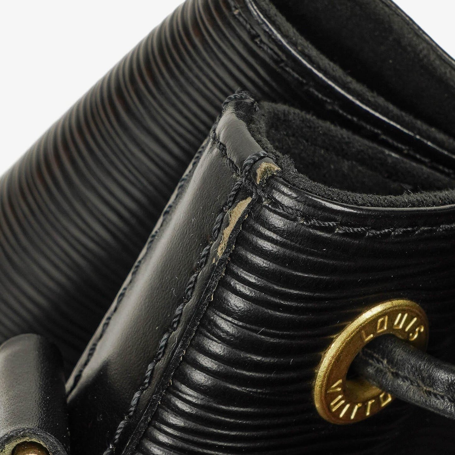 Louis Vuitton Noé Grande GM Schultertasche aus schwarzem Epi-Leder