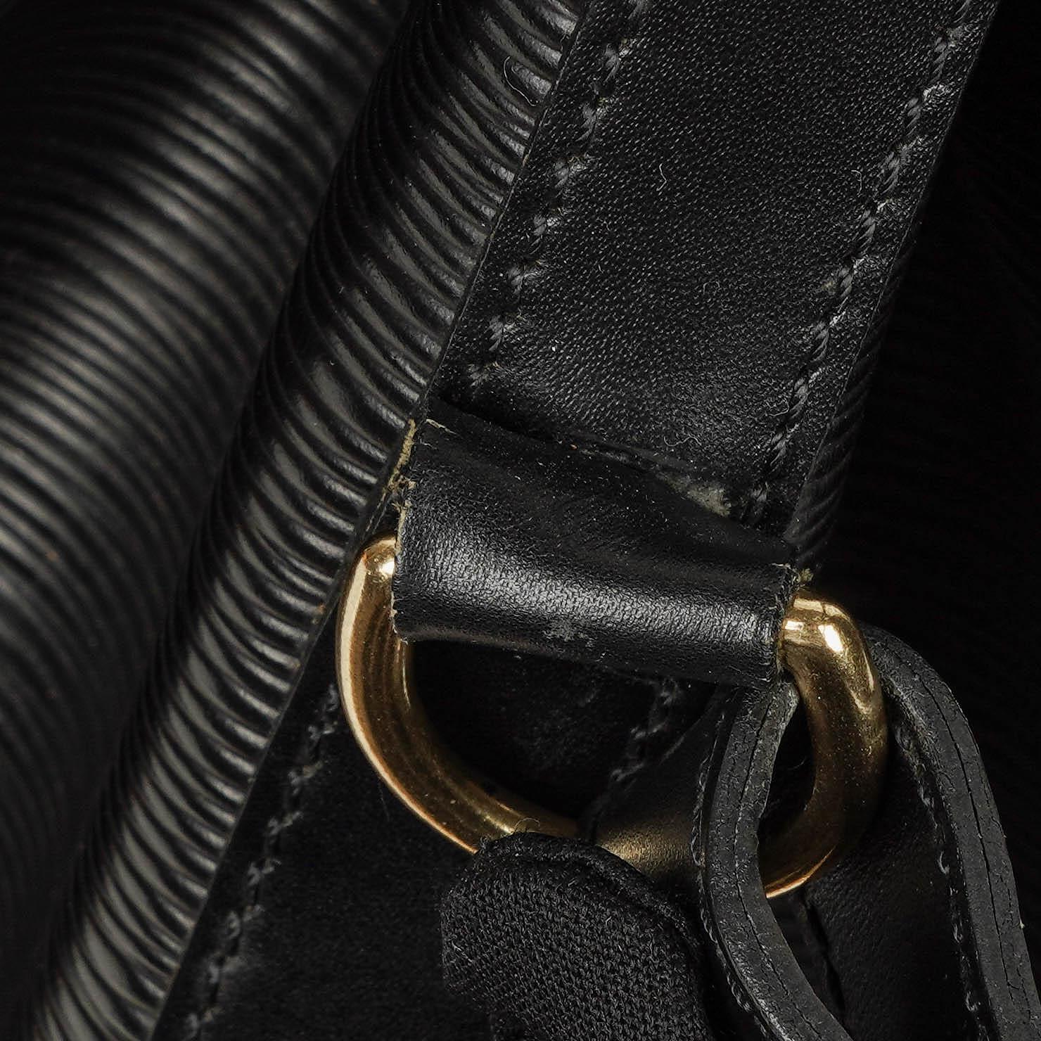 Louis Vuitton Noé Grande GM Schultertasche aus schwarzem Epi-Leder