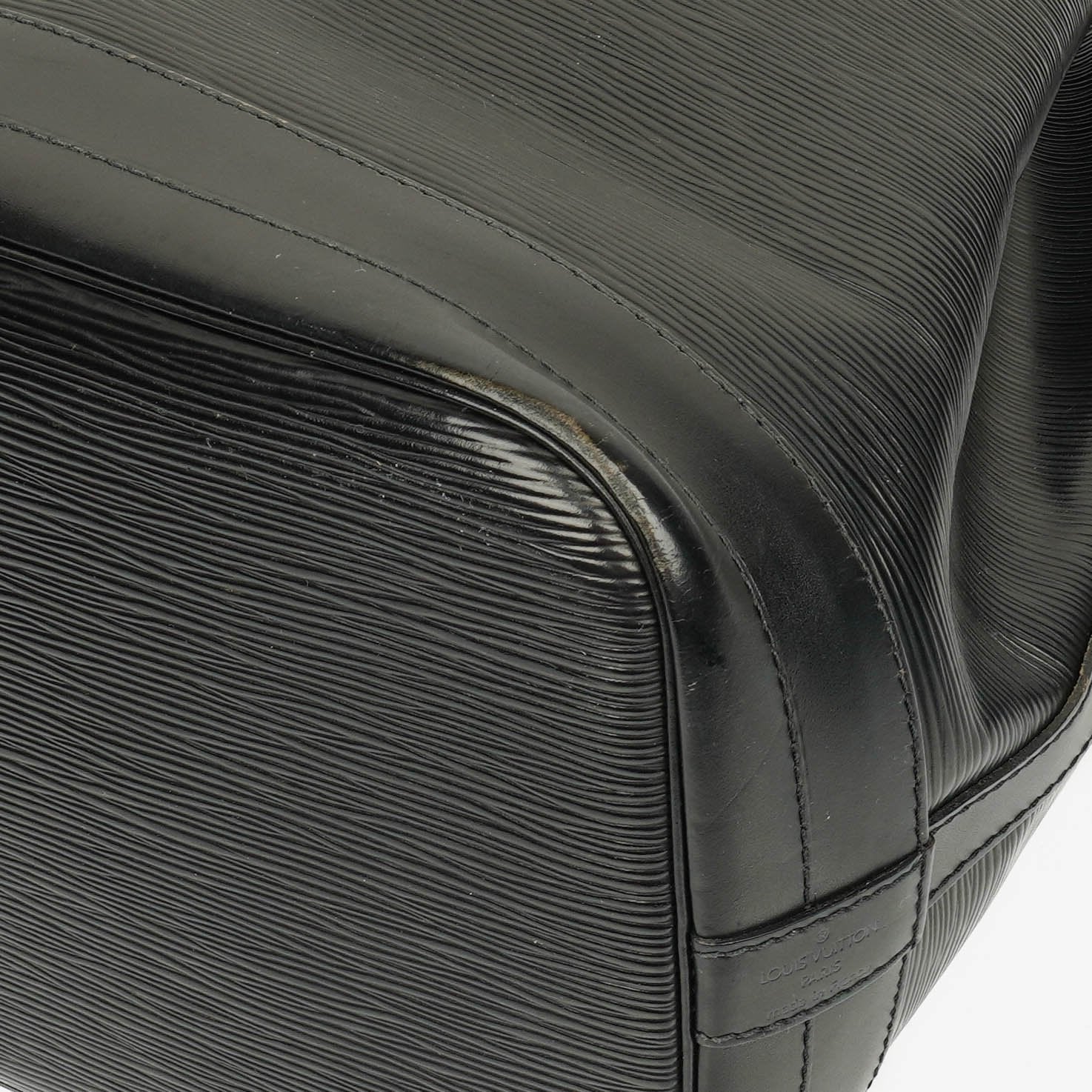 Louis Vuitton Noe Grande GM Schultertasche aus schwarzem Epi Leder