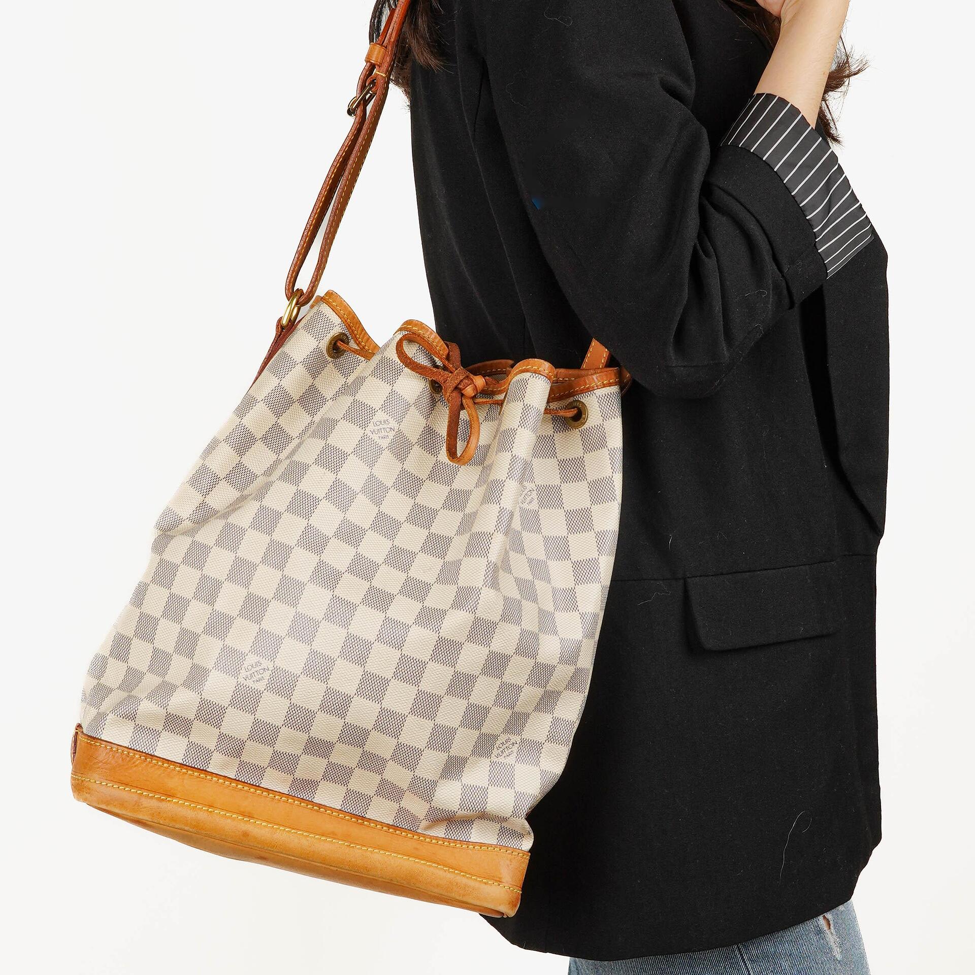 Louis Vuitton Noé Grande GM Schultertasche aus Damier Azur Canvas