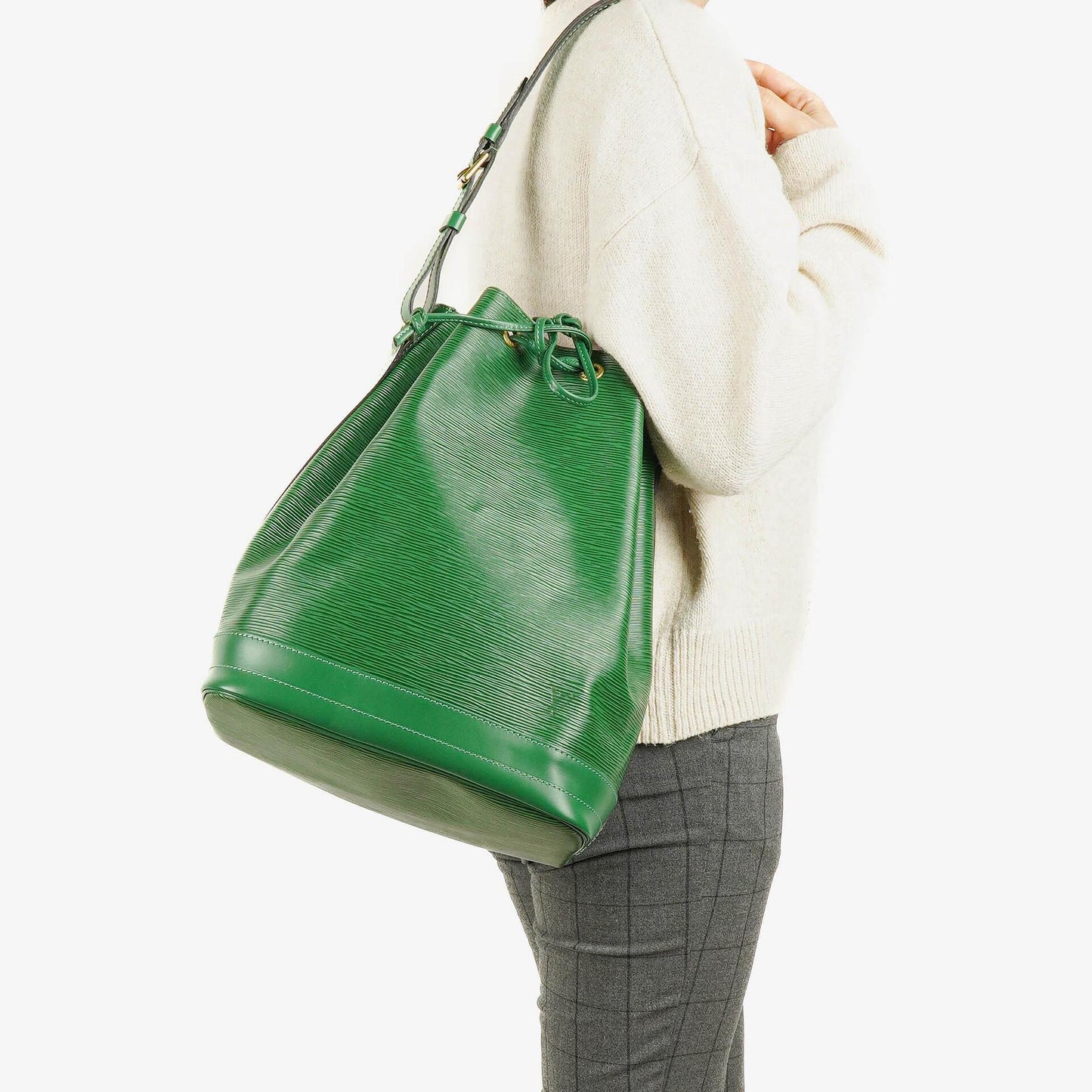 Louis Vuitton Noé Grande GM Schultertasche aus grünem Epi-Leder