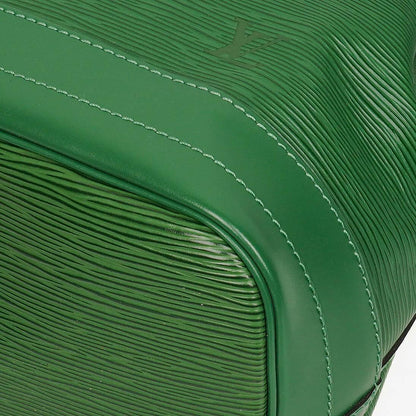 Louis Vuitton Noé Grande GM Schultertasche aus grünem Epi-Leder