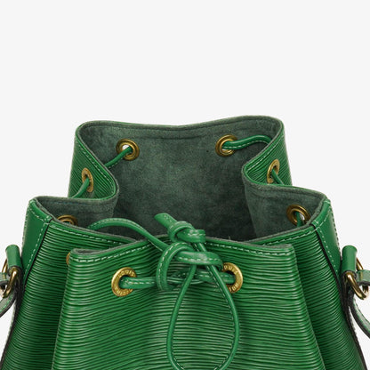 Louis Vuitton Noé Grande GM Schultertasche aus grünem Epi-Leder