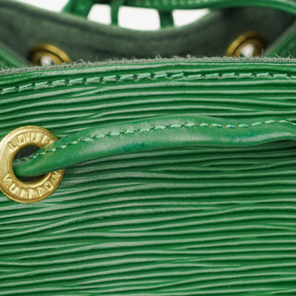 Louis Vuitton Noé Grande GM Schultertasche aus grünem Epi-Leder
