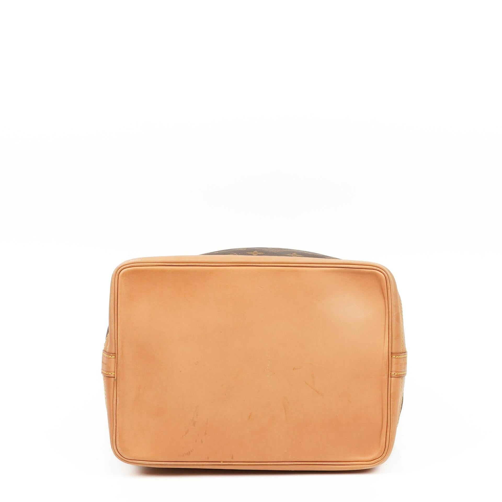 Louis Vuitton Noe Grande GM Monogram Canvas Schultertasche